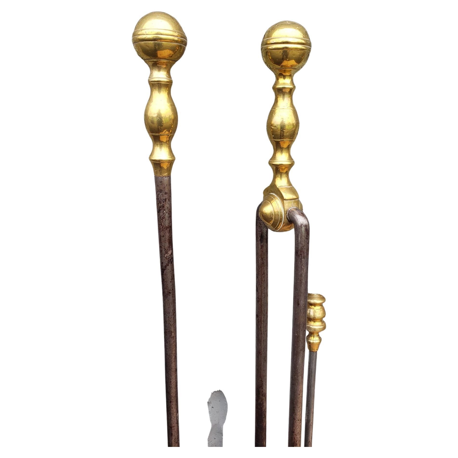 Metalwork Set of 3 George III Style Cast and Polished Brass and Steel Fireplace Tools Set For Sale