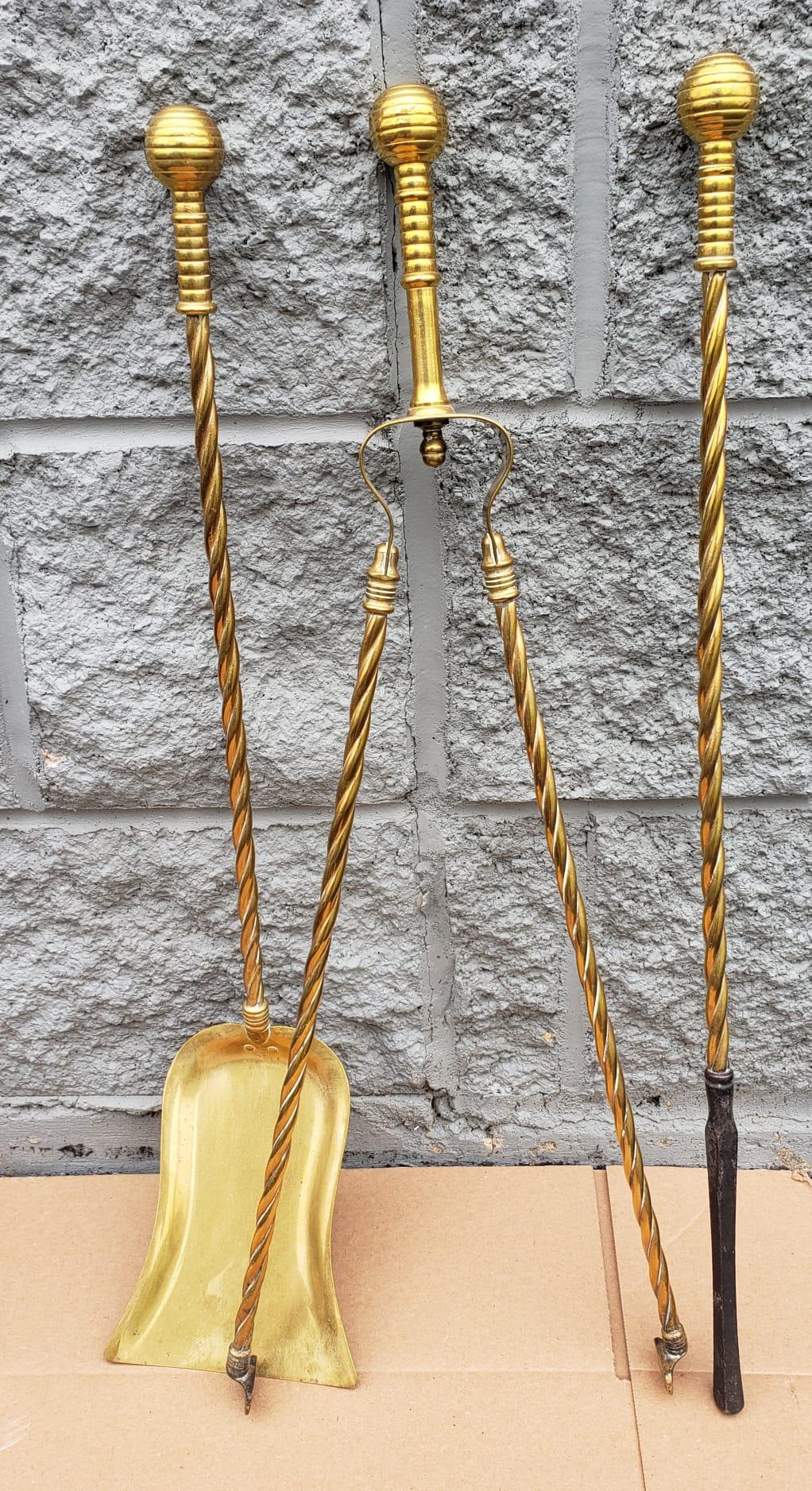 Set of 3 George III Style Cast and Polished Rope Twisted Brass Fire Tools Set In Good Condition For Sale In Germantown, MD
