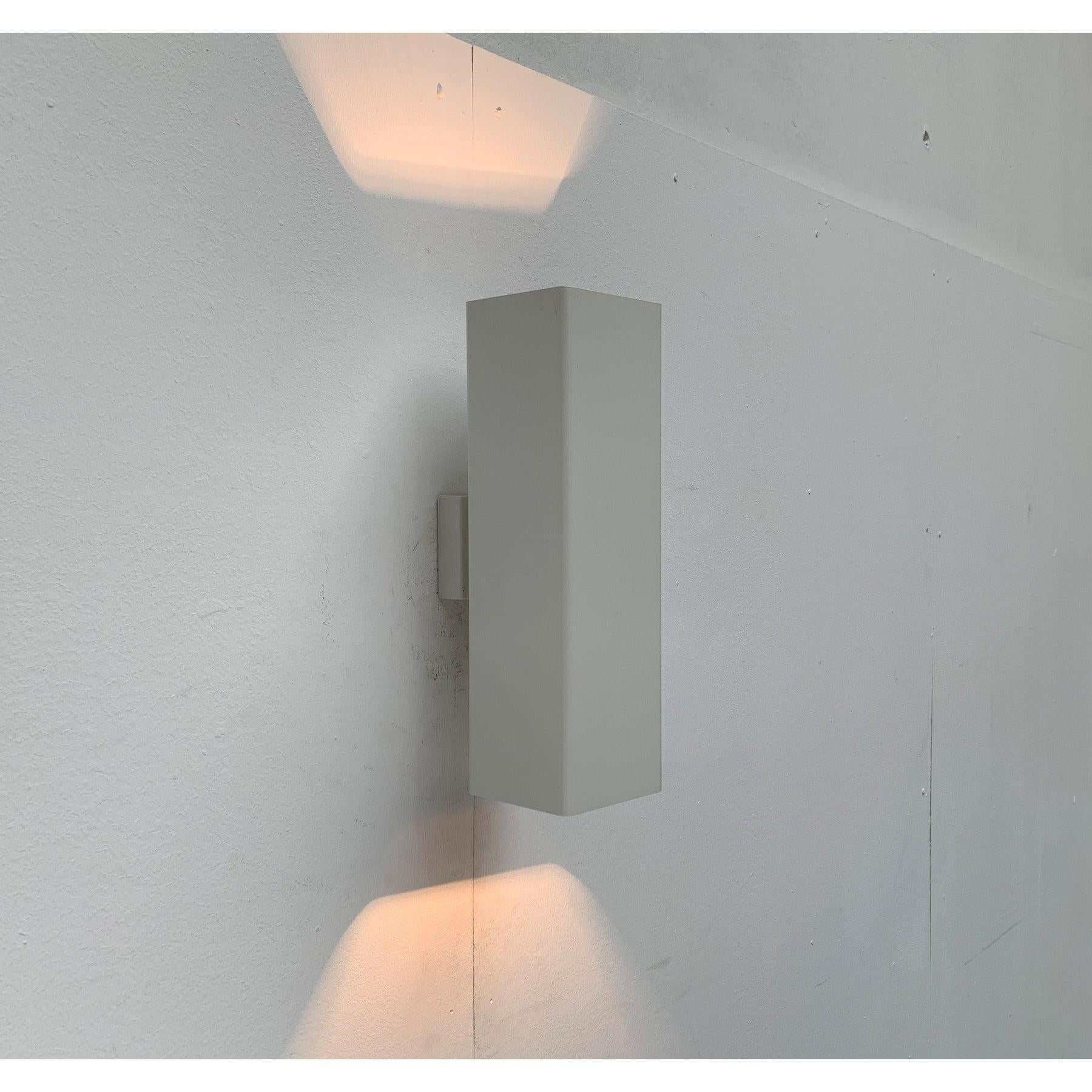 Juego de 3 lámparas de pared minimalistas alemanas de Erco, años 70 en Bueno estado para la venta en Hamburg, DE