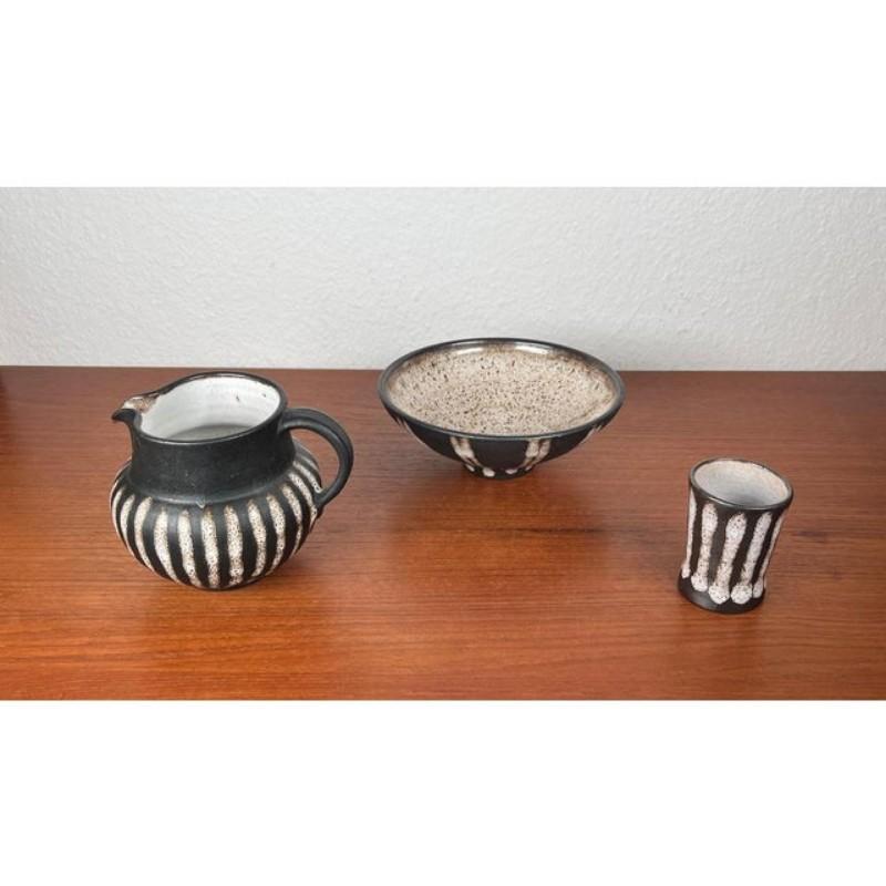 Juego de 3 cuencos, jarras y tazas pequeñas de Studio Pottery alemán de Monika Maetzel, años 60 en venta 4