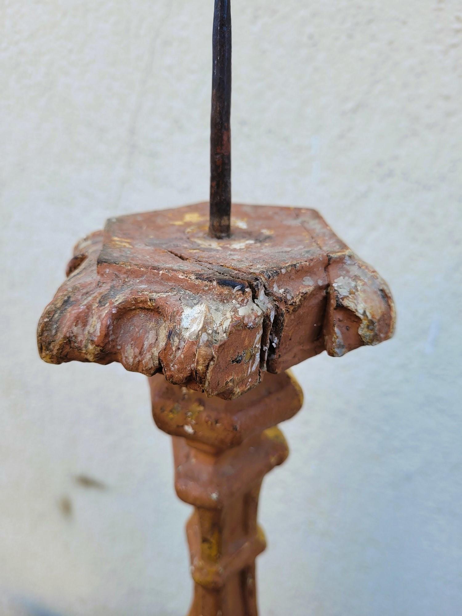 Ensemble de 3 chandeliers en bois doré, 19ème siècle en vente 6