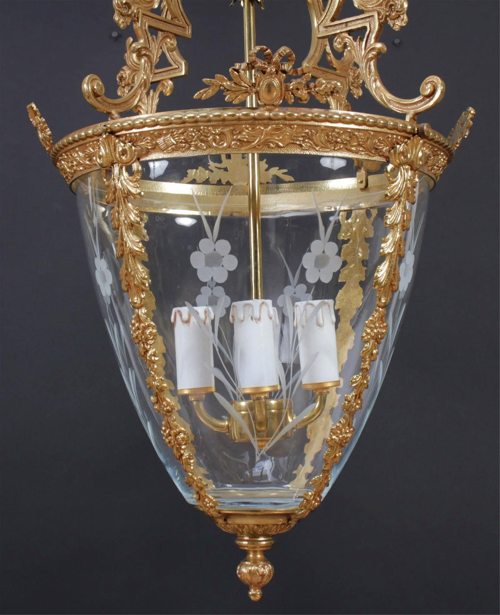 Set of 3 Gilt Bronze and Glass Louis XVI Lanterns In Good Condition For Sale In New York, NY
