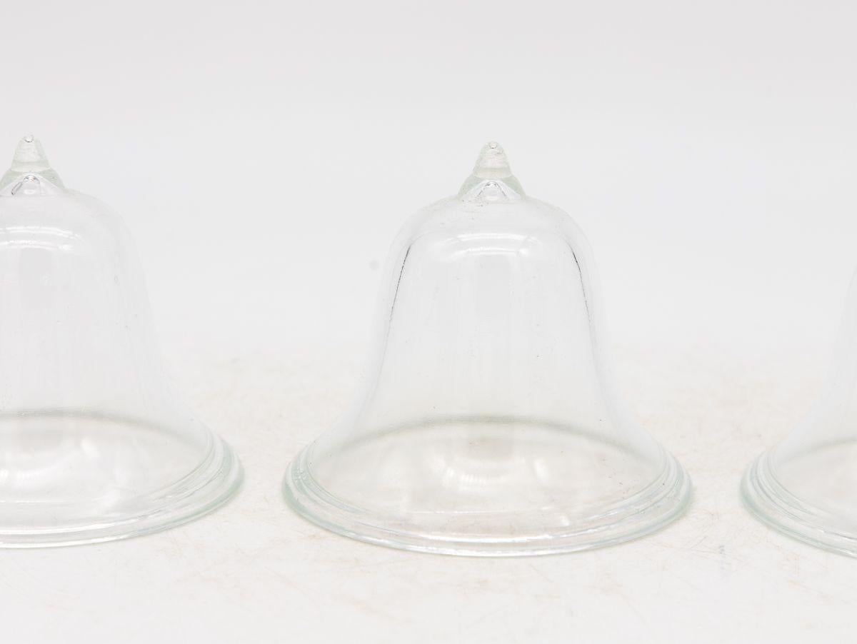 20ième siècle Set of 3 Glass Garden Cloches, English Mid 20th c. en vente