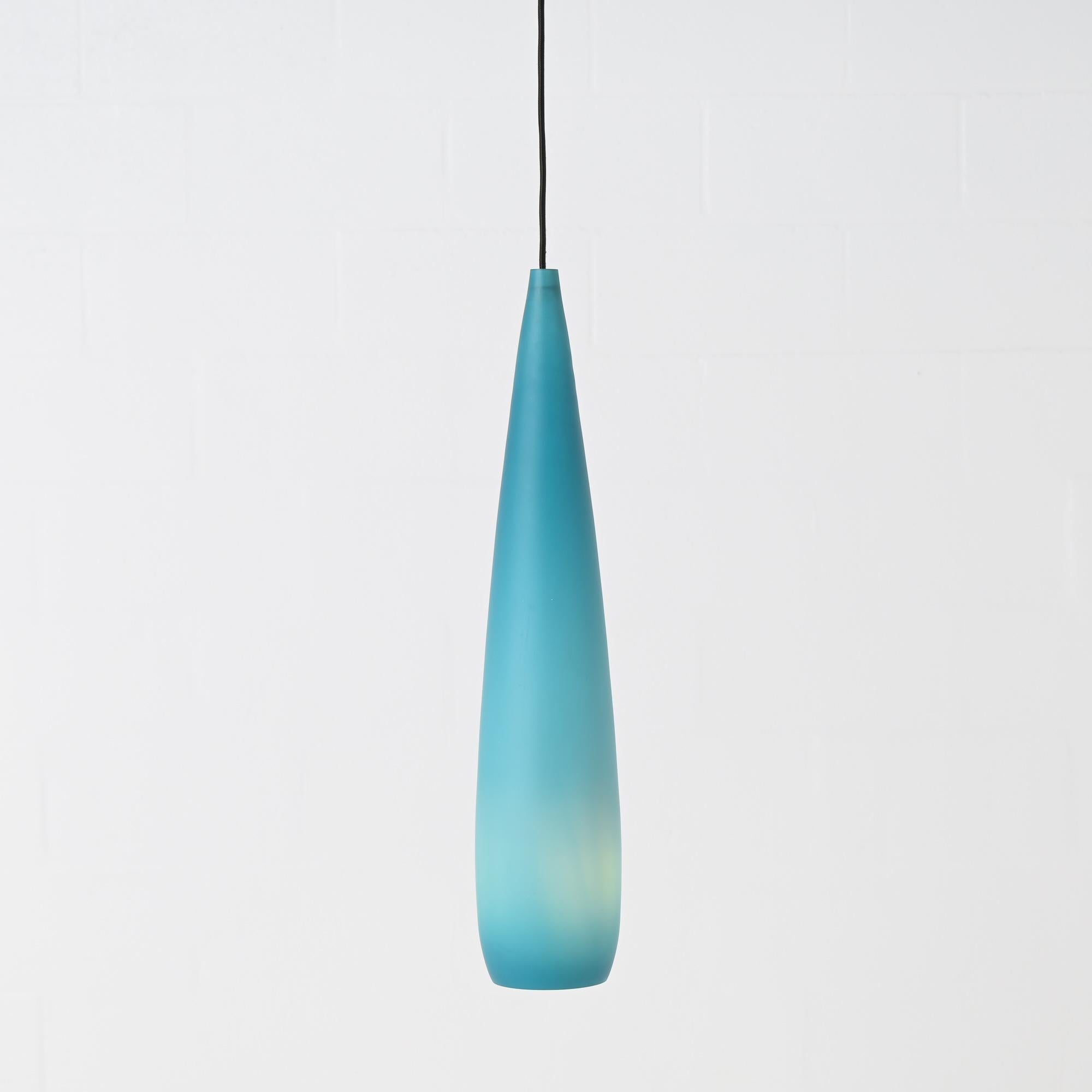 Satz von 3 Glas-Pendelleuchten Kastrup Holmegaard im Angebot 8