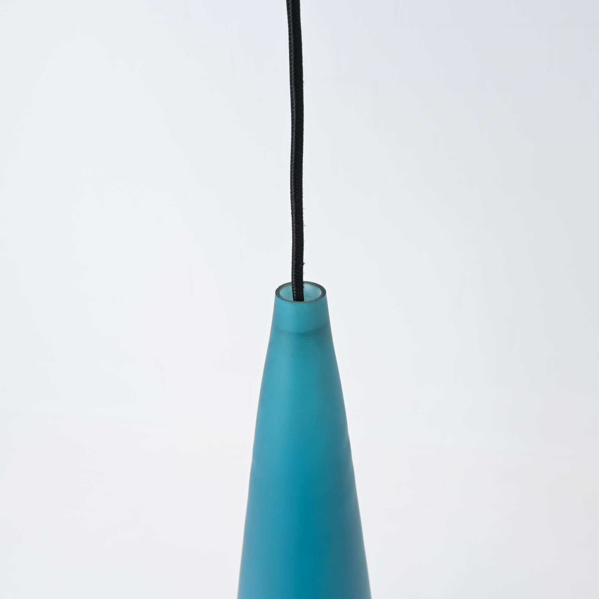 Satz von 3 Glas-Pendelleuchten Kastrup Holmegaard im Angebot 11