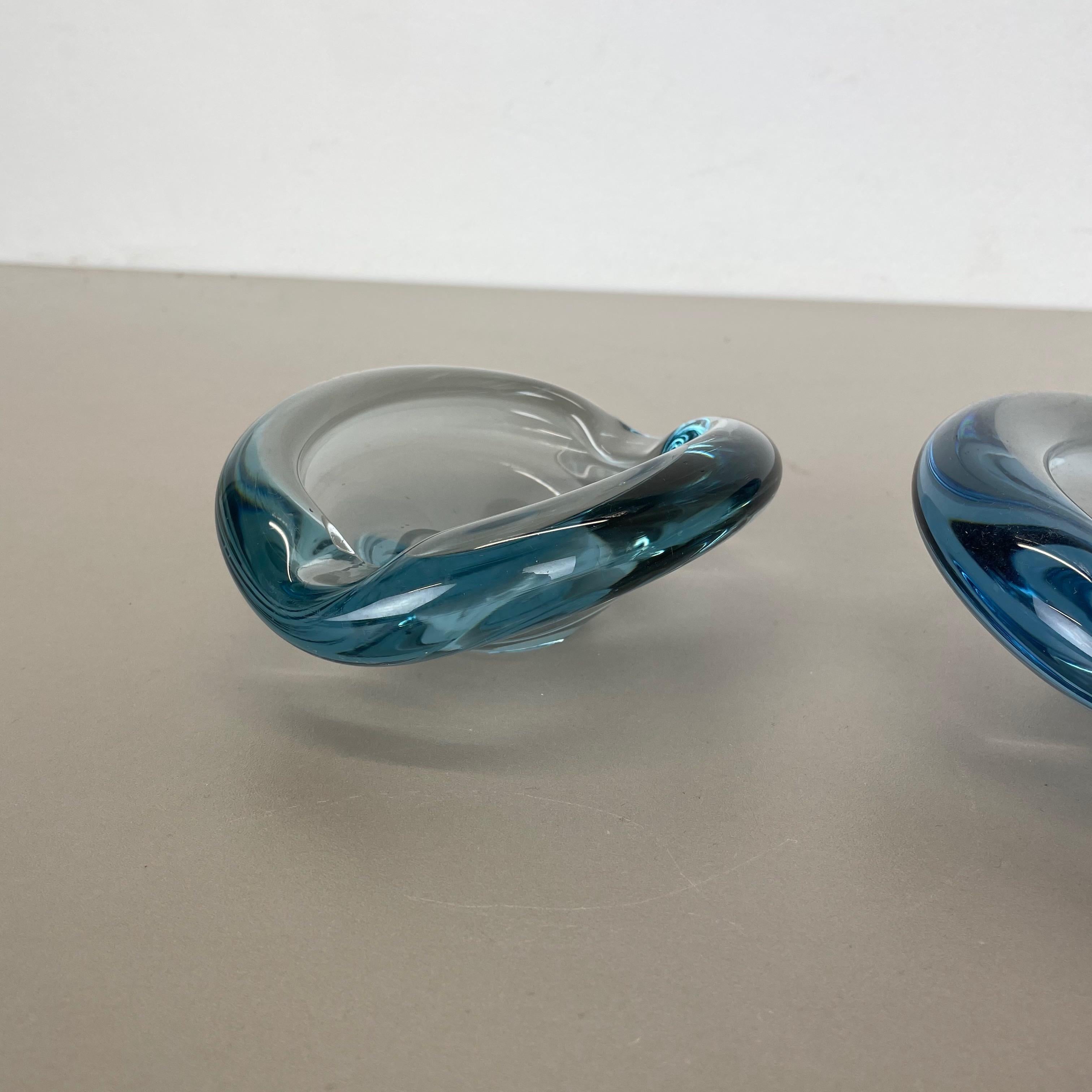 Danish Set of 3 Glass Shell Bowl Ashtray by Per Lutken for Holmegaard, Denmark, 1960s