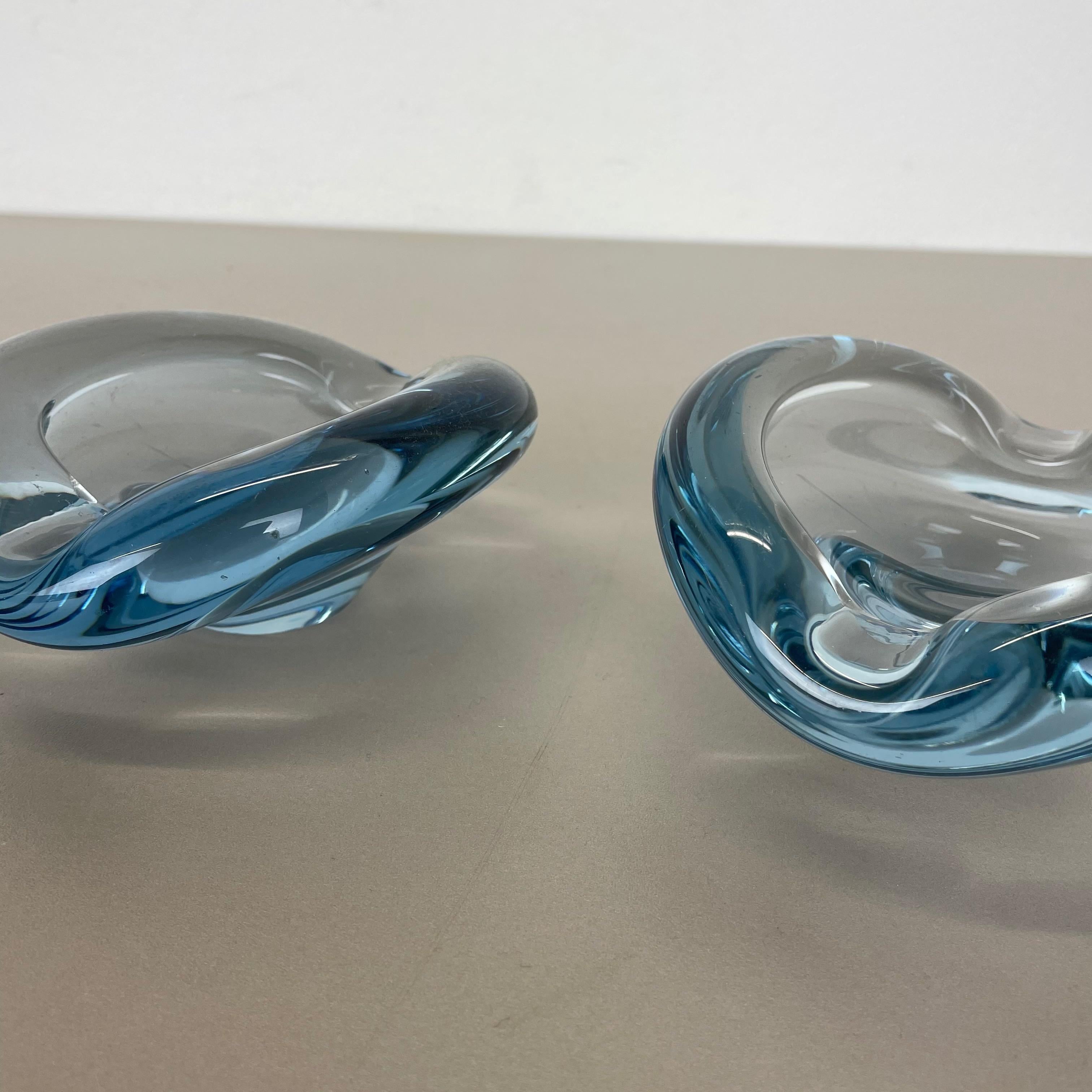20th Century Set of 3 Glass Shell Bowl Ashtray by Per Lutken for Holmegaard, Denmark, 1960s