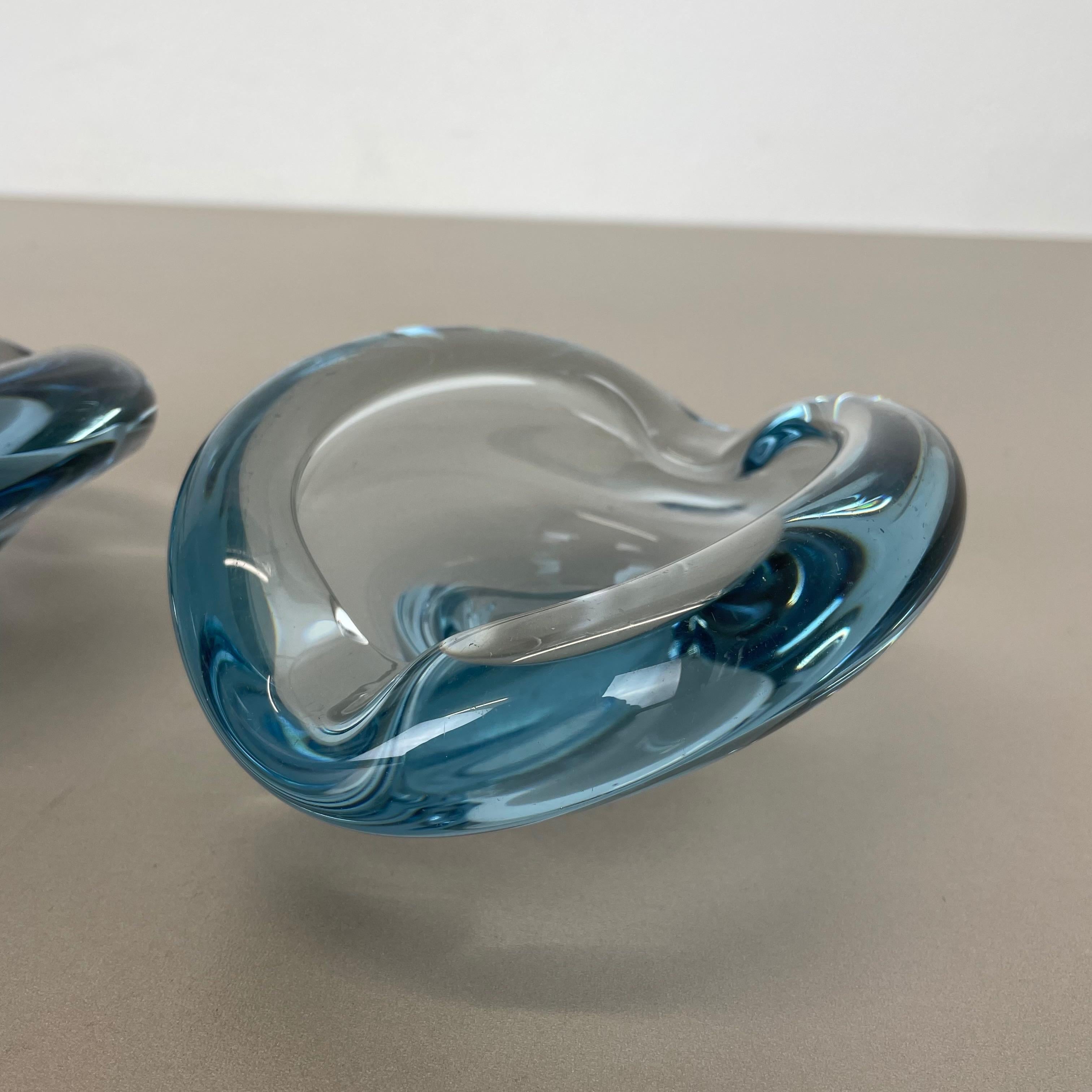 Set of 3 Glass Shell Bowl Ashtray by Per Lutken for Holmegaard, Denmark, 1960s 1