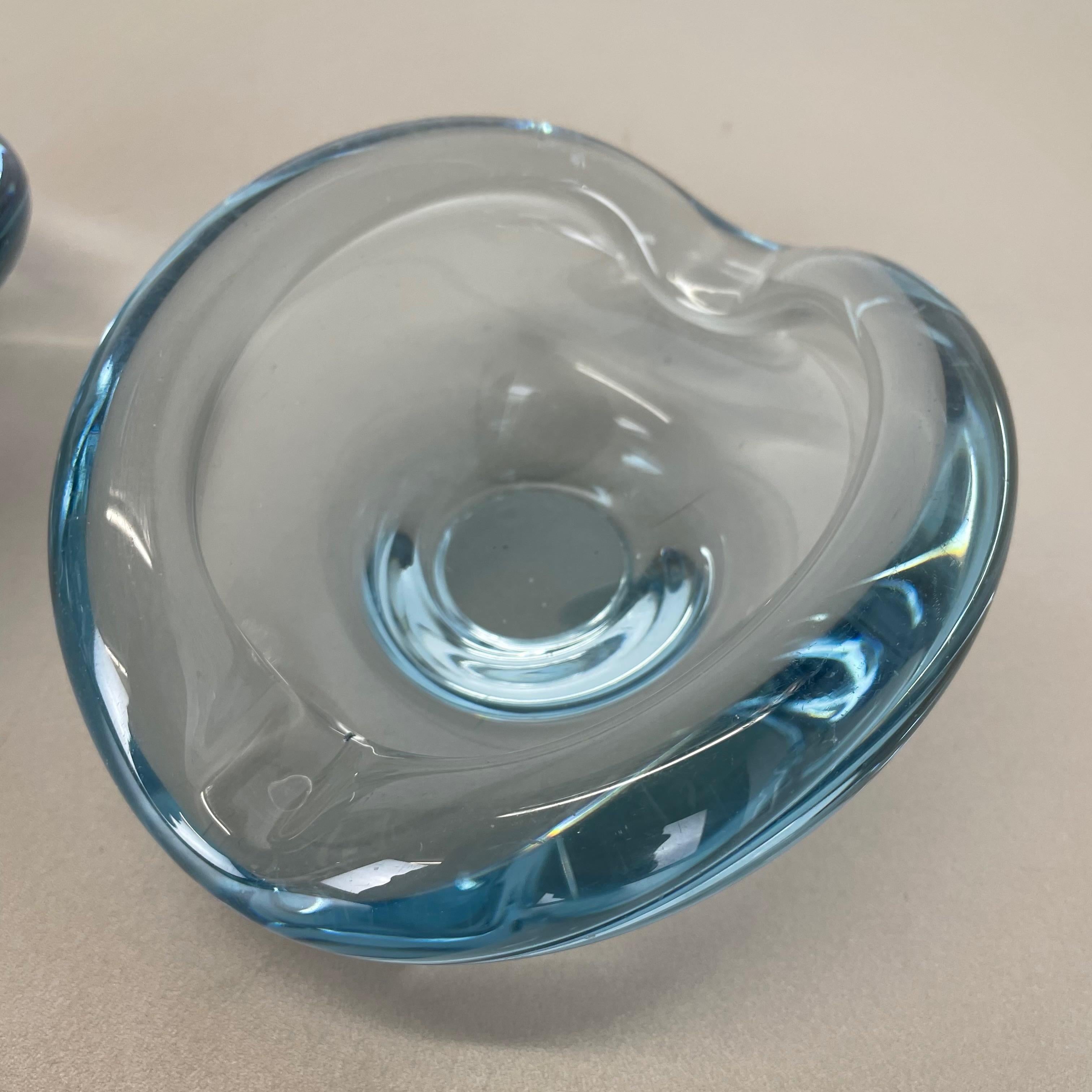 Set of 3 Glass Shell Bowl Ashtray by Per Lutken for Holmegaard, Denmark, 1960s 2