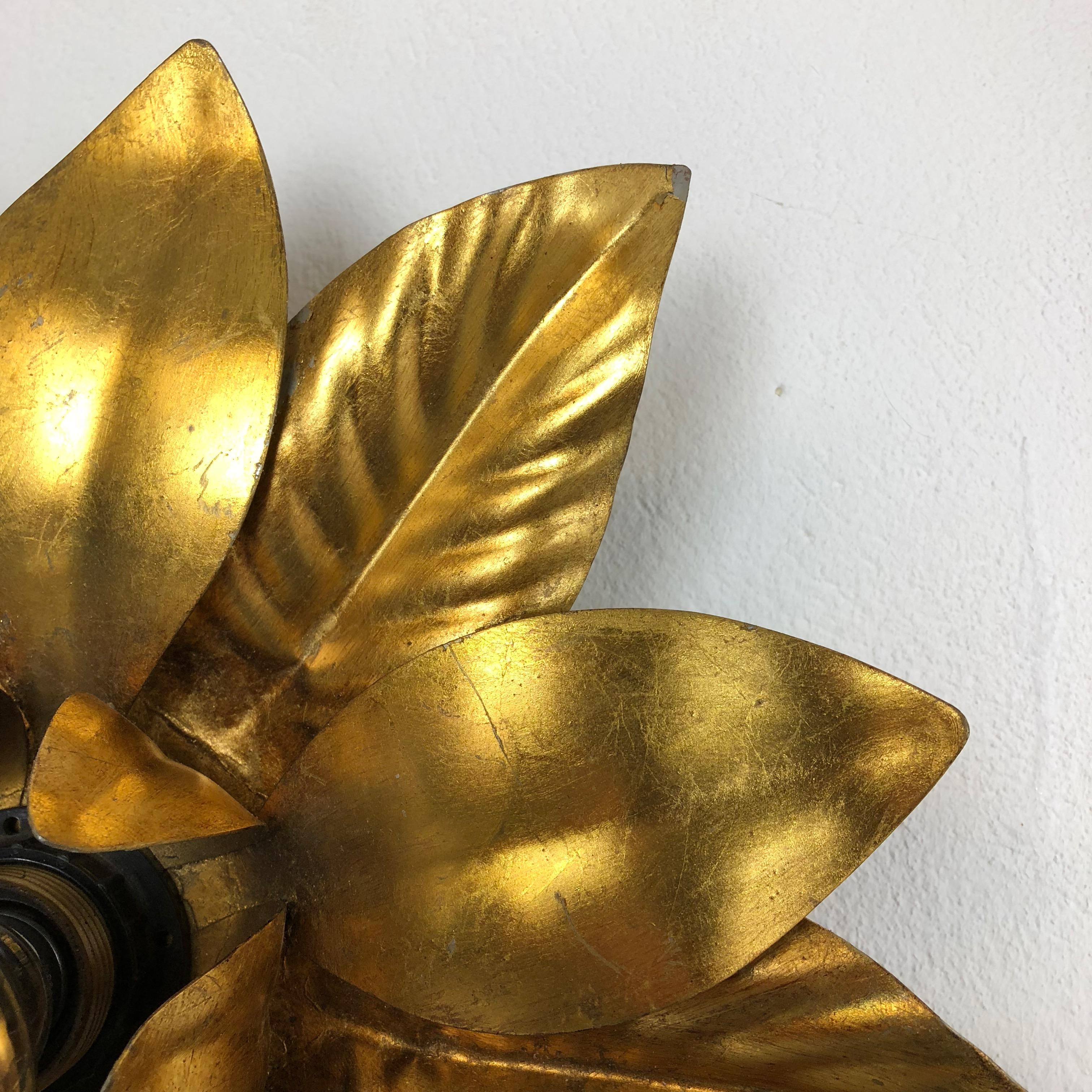 Set of 3 Golden Florentiner Leaf Theatre Wall Ceiling Light Sconces, Italy 1960s 10