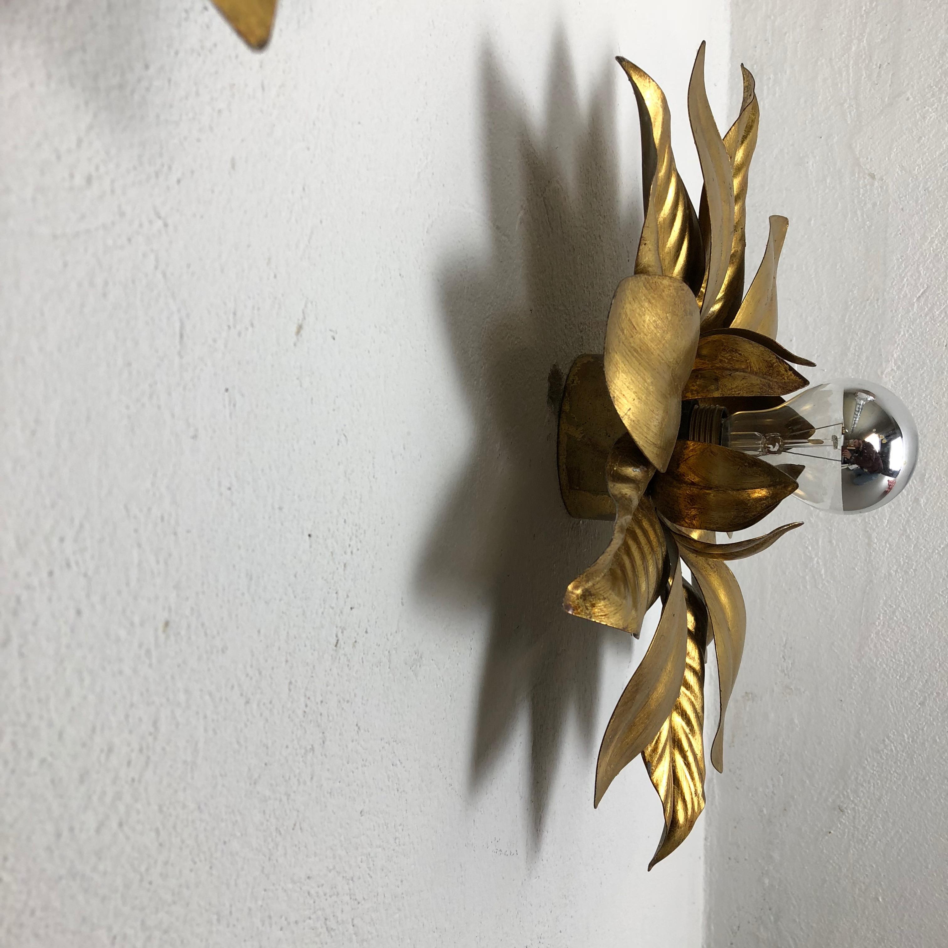 Set of 3 Golden Florentiner Leaf Theatre Wall Ceiling Light Sconces, Italy 1960s 11