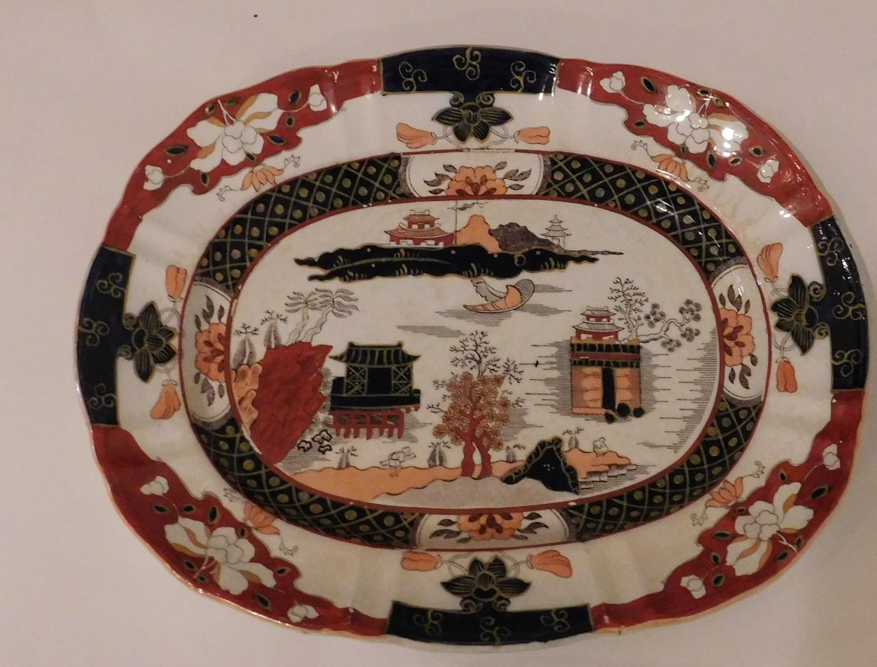 Chinese Export Set of 3 Graduated Mason's Platters in the Oriental Taste, England, Circa:1825 For Sale