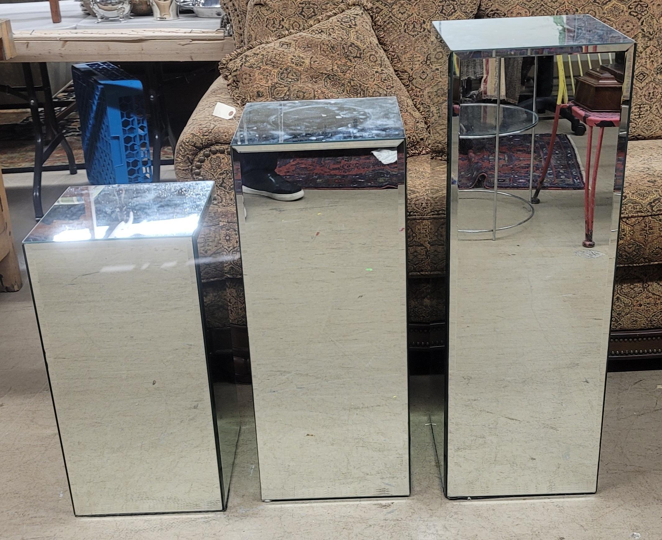 Set of 3 Graduated Modernist Beveled Glass Mirrored Pedestals For Sale 13