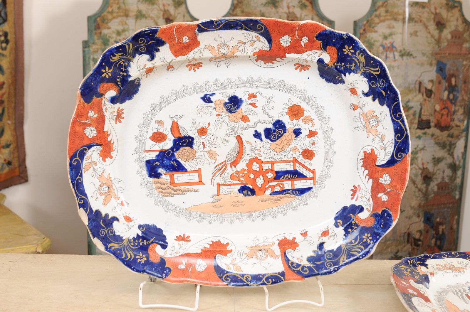 Set of 3 Graduating Ironstone Platters in the Imari Palette, England ca. 1880 For Sale 9