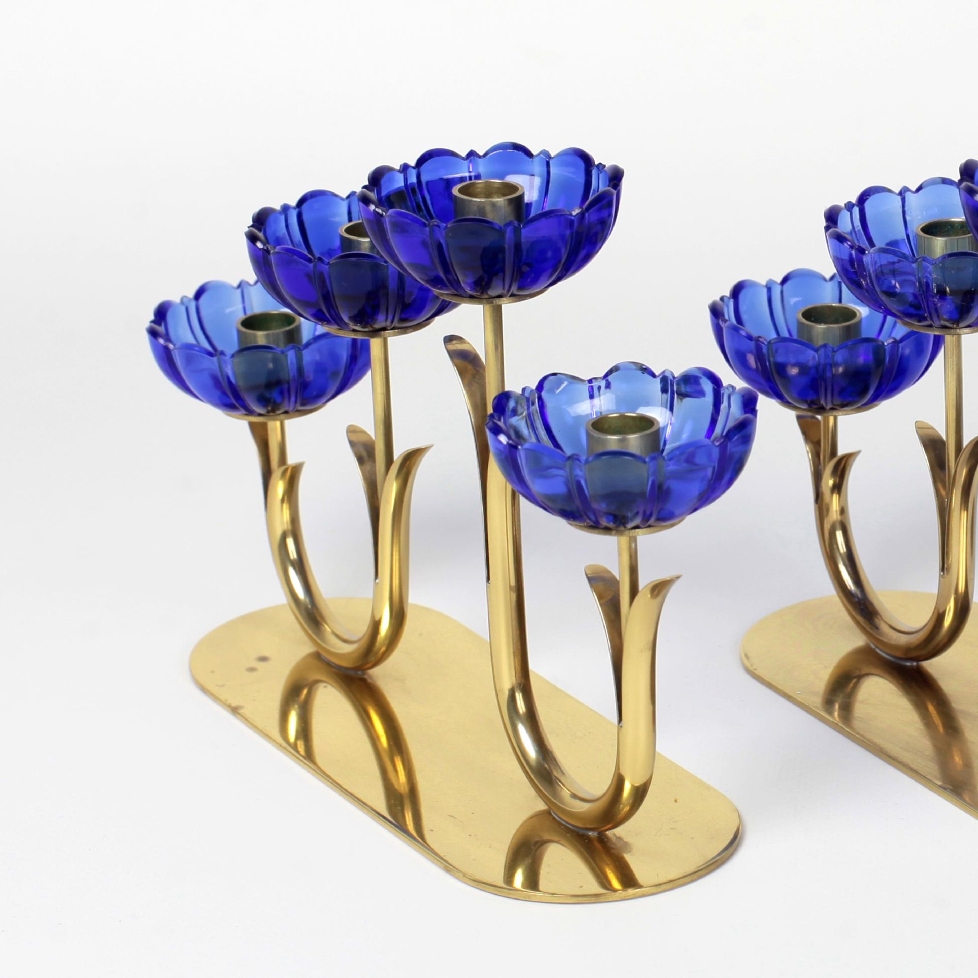 Set of 3 Gunnar Ander Brass and Glass Flowers Candleholder Ystad Metall, Sweden In Good Condition In Saint  Ouen, FR