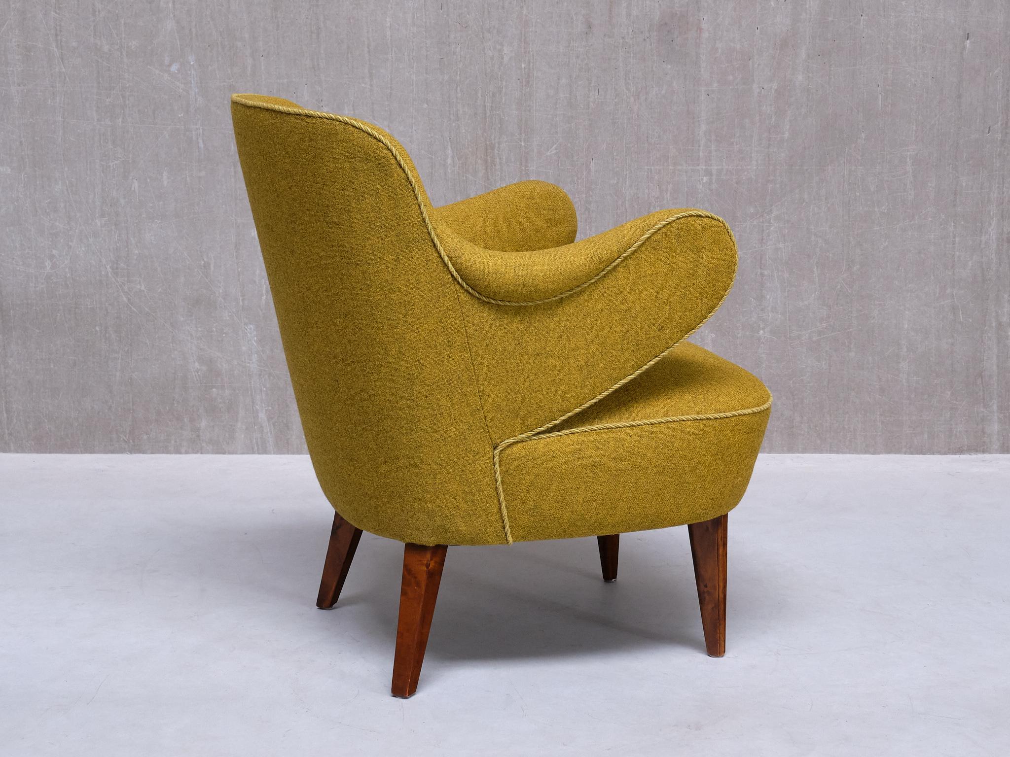 Set of 3 Gustaf Axel Berg Attributed Armchairs, Birch and Chartreuse Wool, 1940s For Sale 6