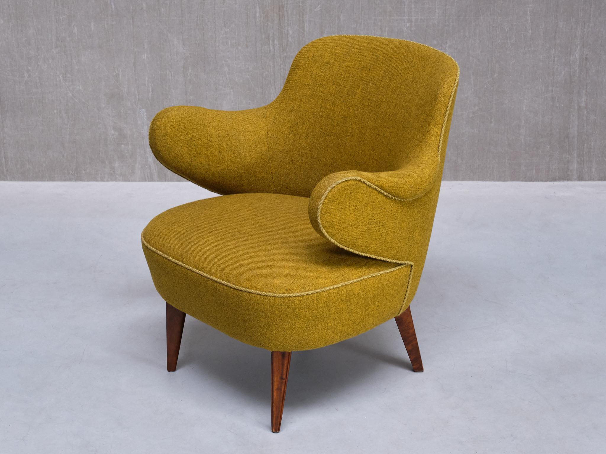 Set of 3 Gustaf Axel Berg Attributed Armchairs, Birch and Chartreuse Wool, 1940s For Sale 8