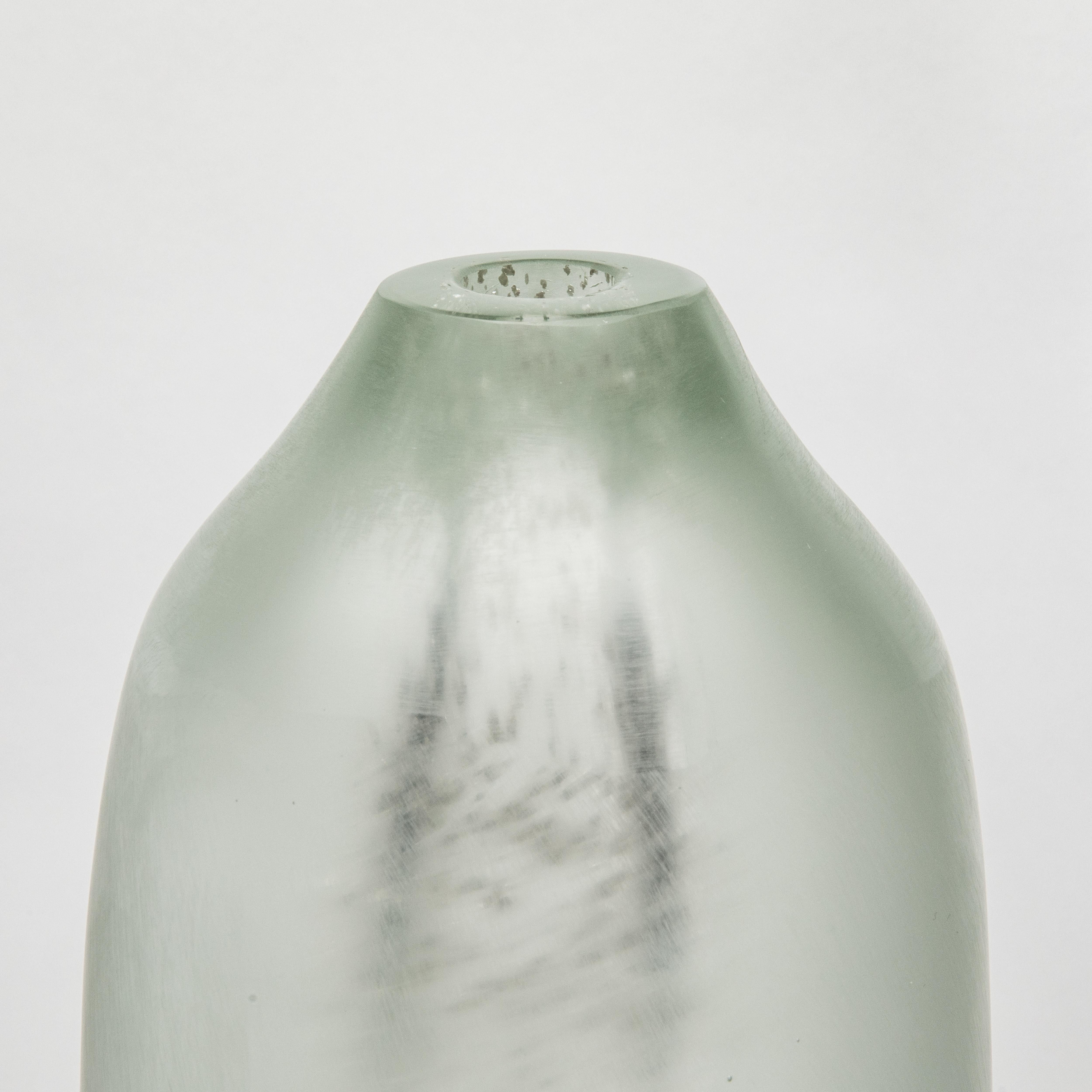 Italiano Set of 3 Hand Blown Murano Voda Vases / Bottles in Frosted Silver in vendita