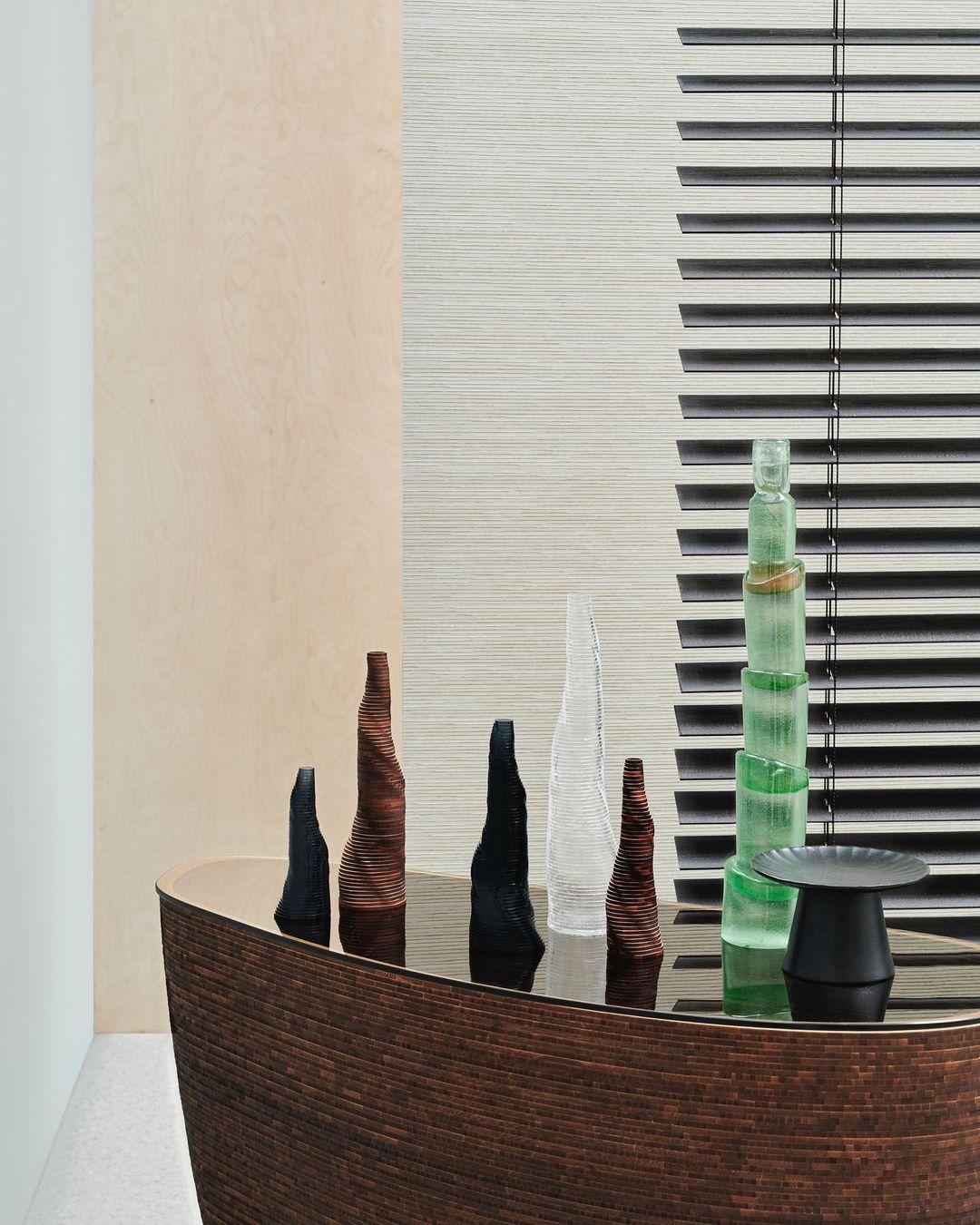 Contemporary Set of 3 Handmade Stratum Tempus Bright Acrylic Vase by Daan De Wit For Sale