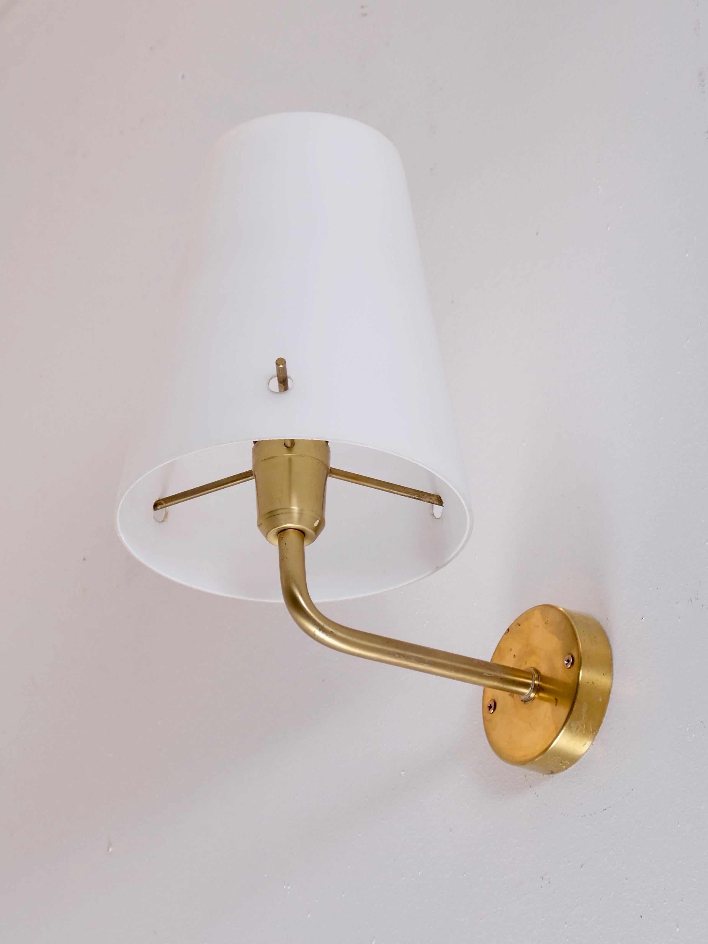 Brass Set of 4 Hans Bergström Wall Lamps Model 407, 1950s For Sale