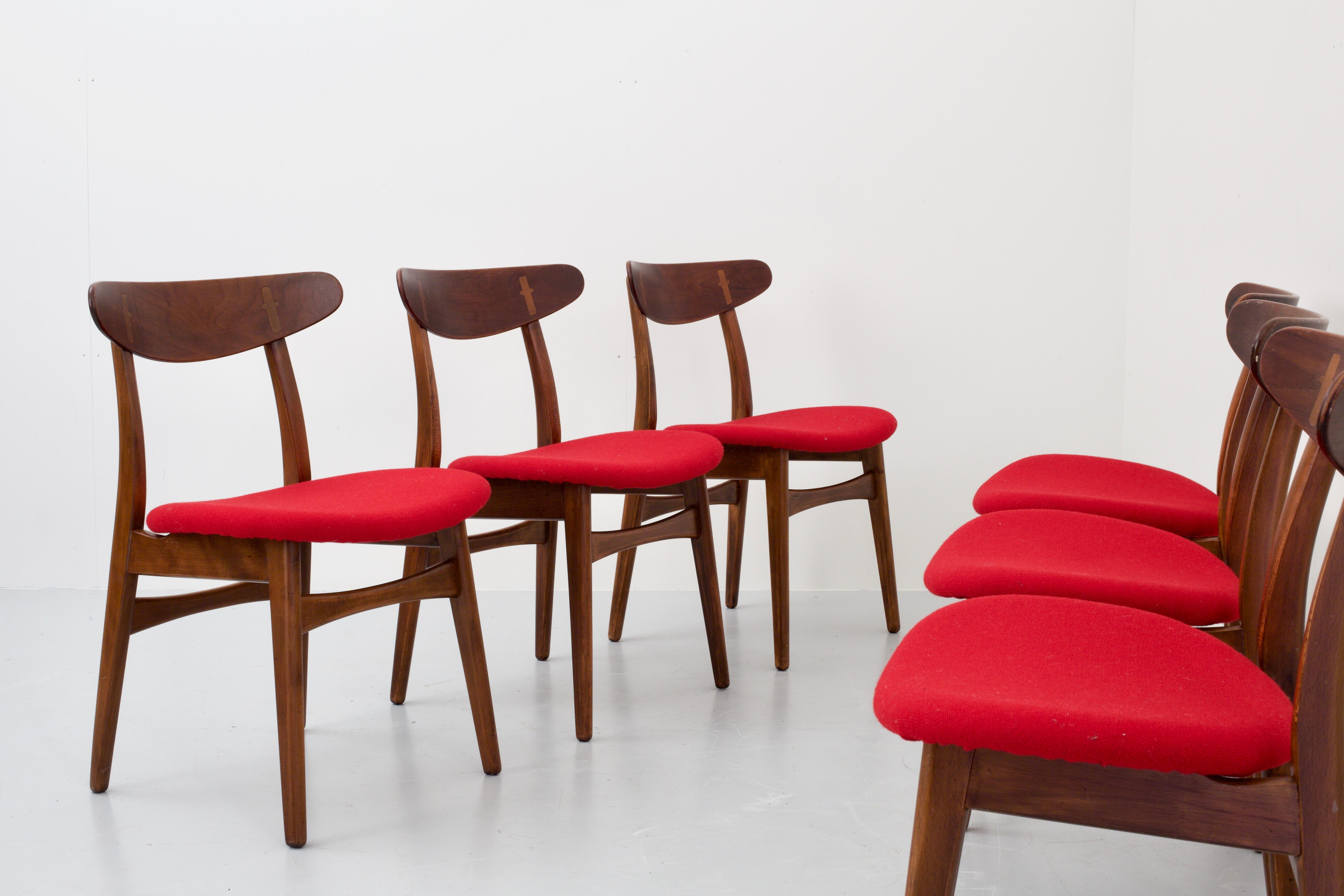 Oak Set of 3 Hans Wegner Chairs For Sale