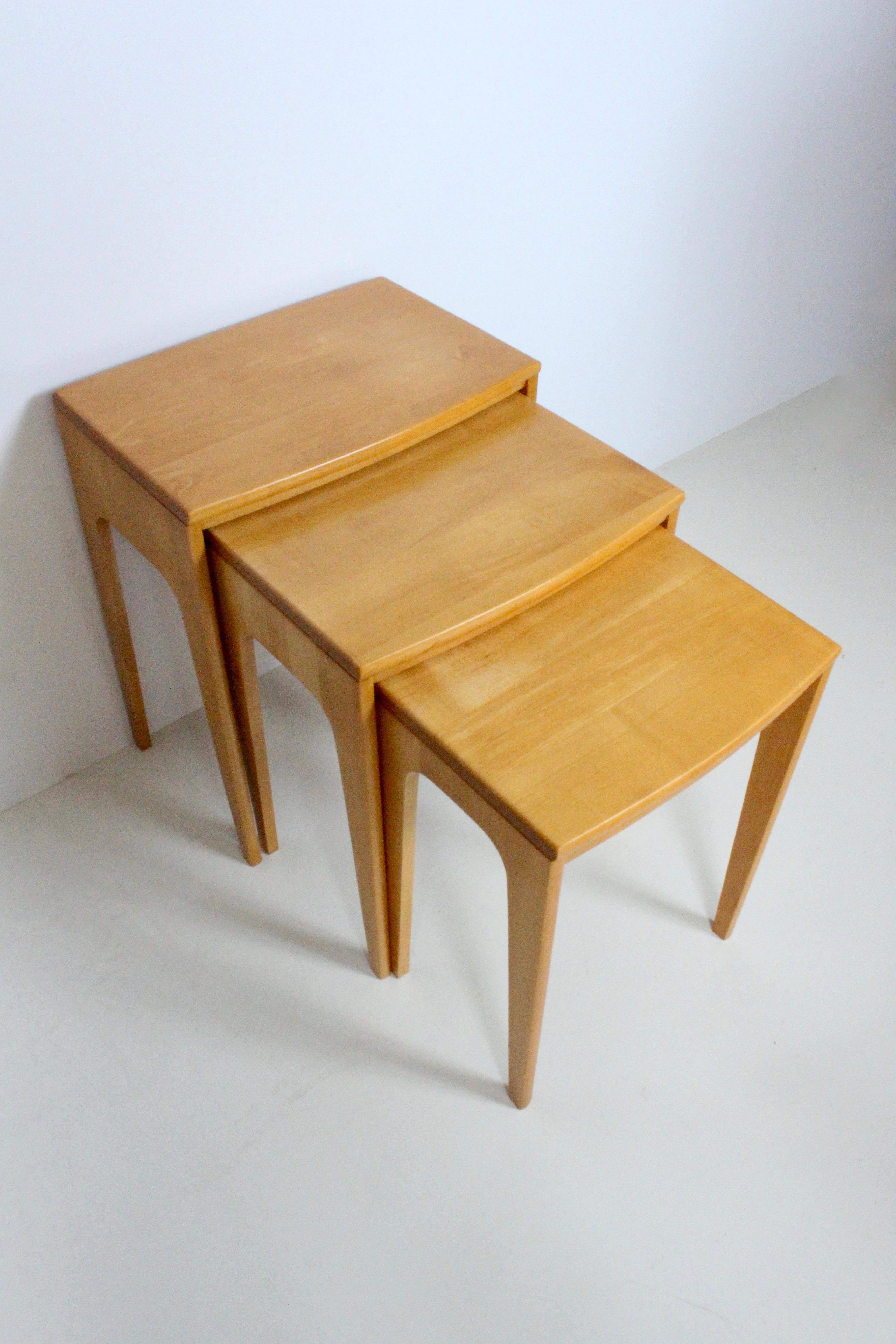 Mid-20th Century Set of 3 Heywood Wakefield Style Solid Maple Nesting Tables, 1950's
