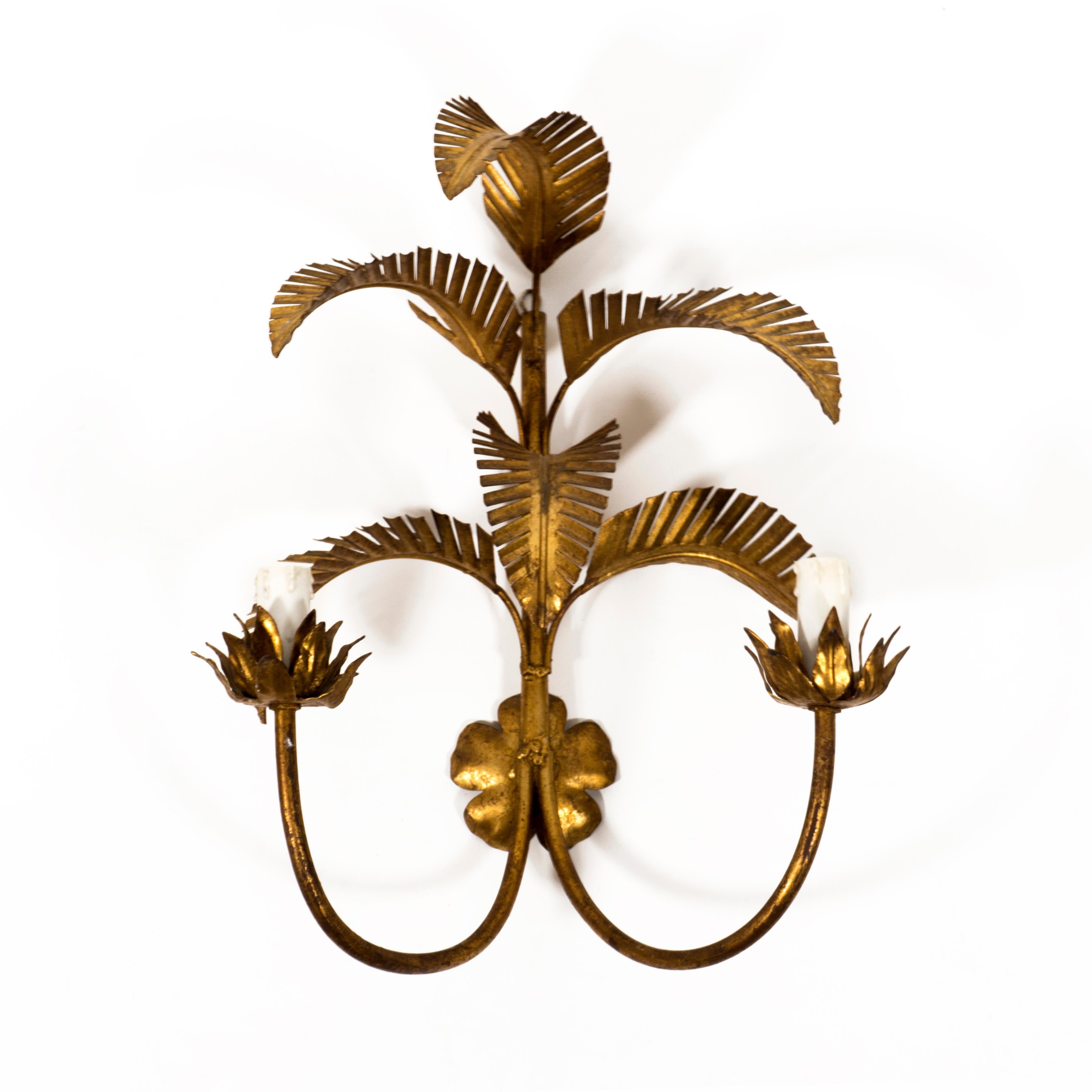 Italian Set of 3 Hollywood Regency Gold Palm Wall Lights Vintage Sconces, Italy 1970s For Sale