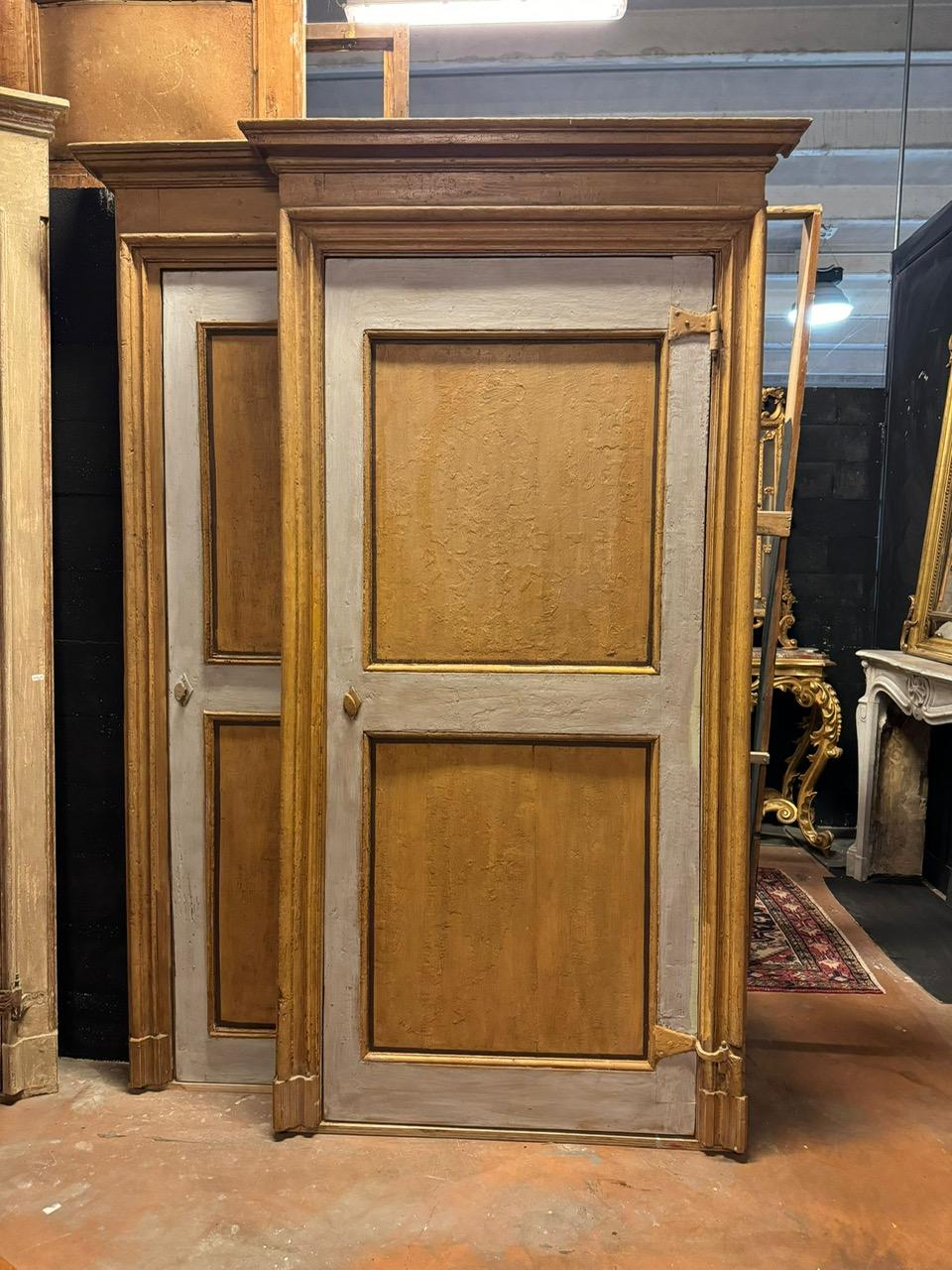 Italian set of 3 internal doors in lacquered wood with frame, Italy For Sale