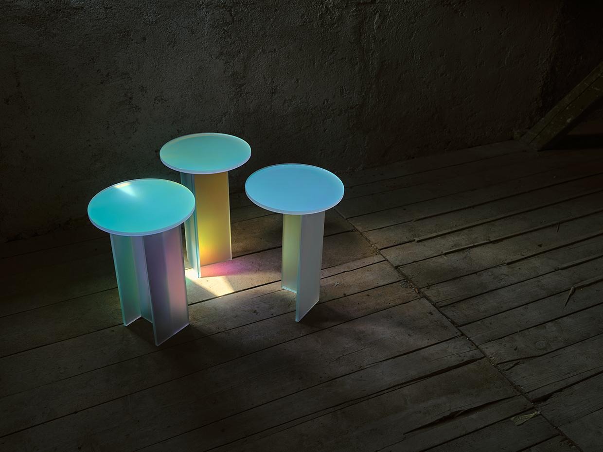 Set of 3 Isola Dichroic Satin Glass L, H and T Side Tables by Brajak Vitberg For Sale 1