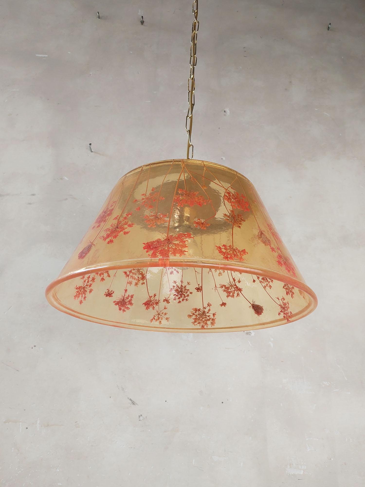 Set of 3 Italian 70s Resin with Leaves hanging Lights in the style of Crespi For Sale 7