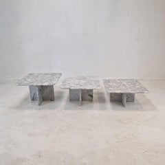 Set di 3 tavolini italiani in marmo bianco di Carrara, anni '80
