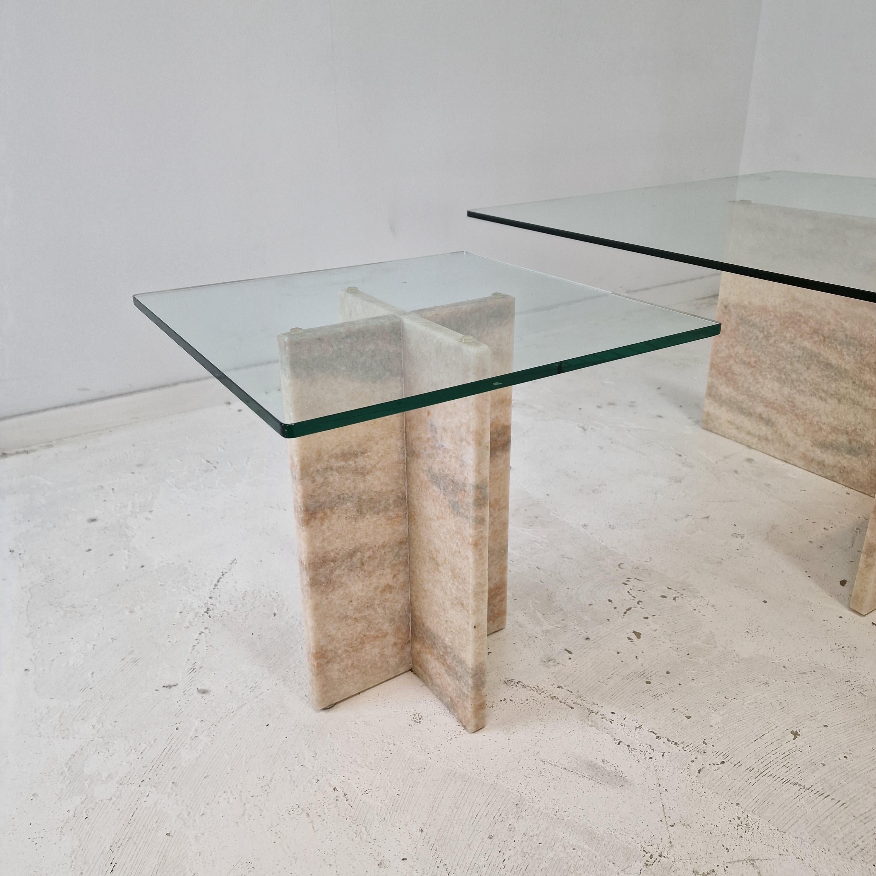 Ensemble de 3 tables basses ou d'appoint italiennes en marbre avec verre, années 1980 en vente 2