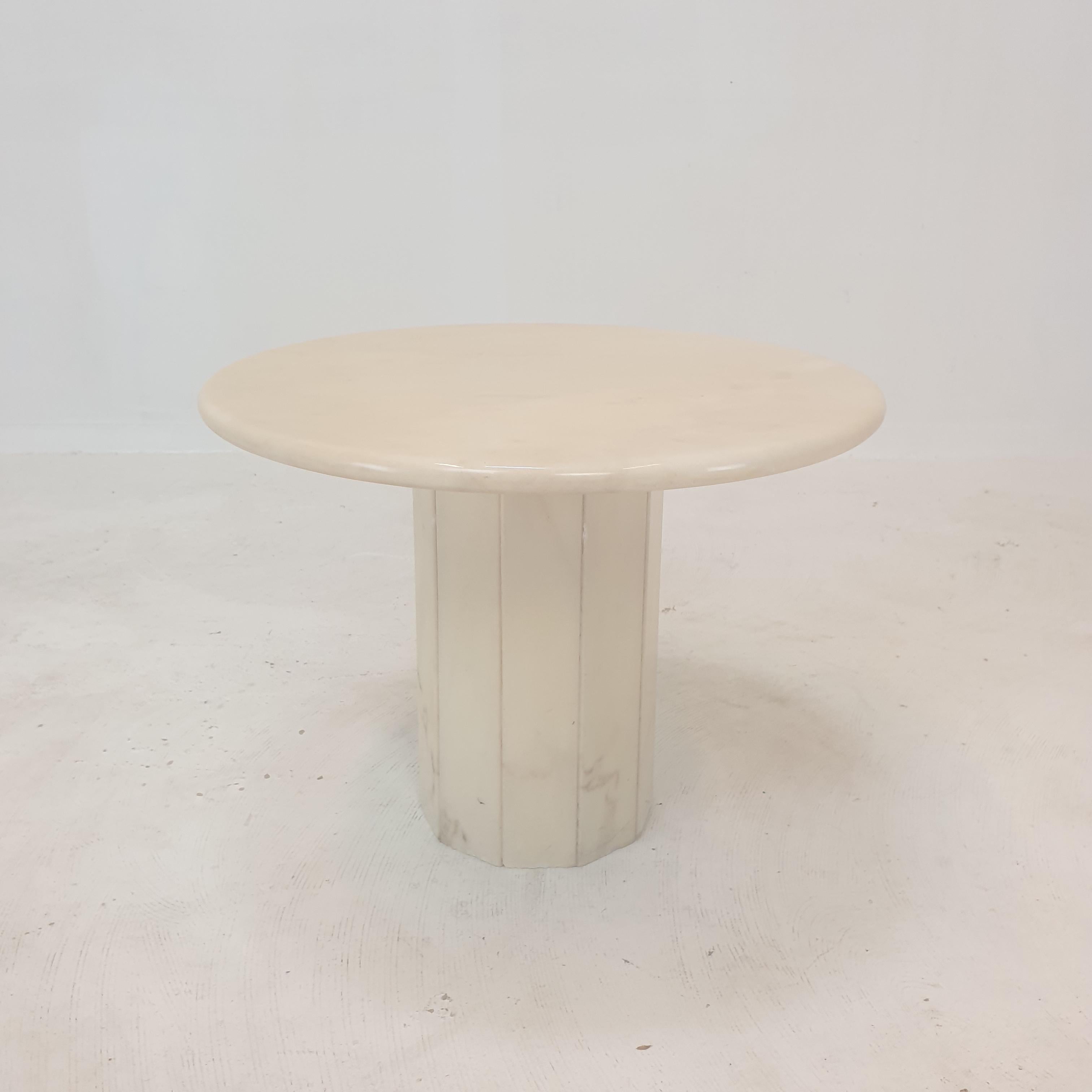 Late 20th Century Set of 3 Italian Marble Side Tables, 1970s For Sale