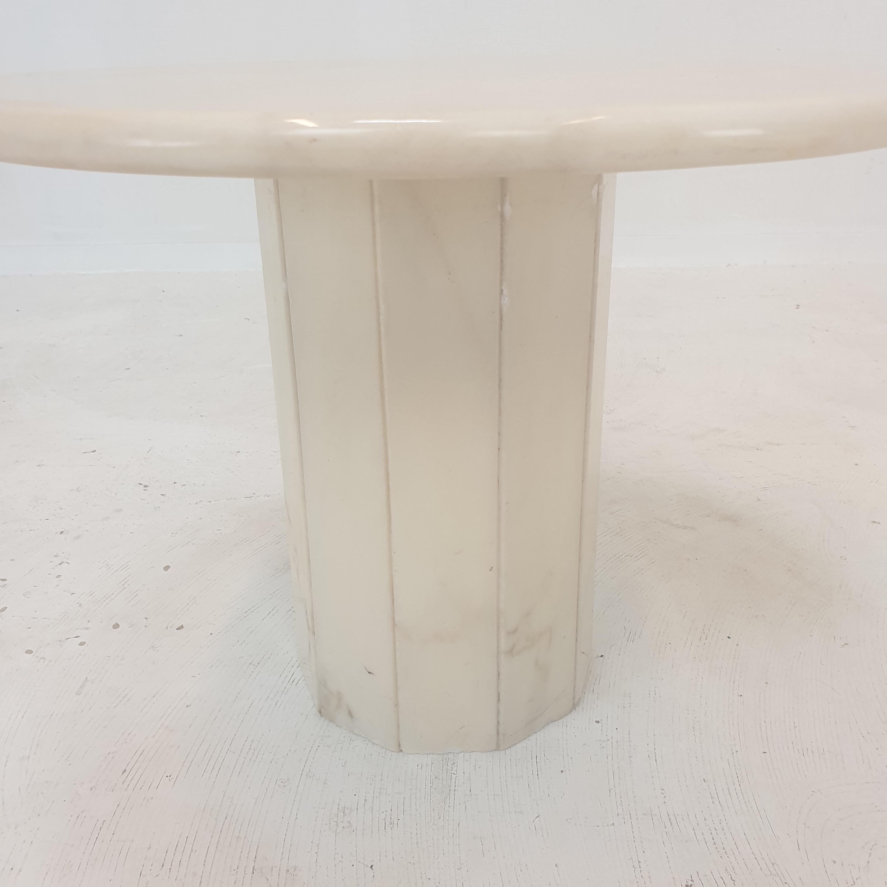 Marbre Ensemble de 3 tables d'appoint italiennes en marbre, années 1970 en vente