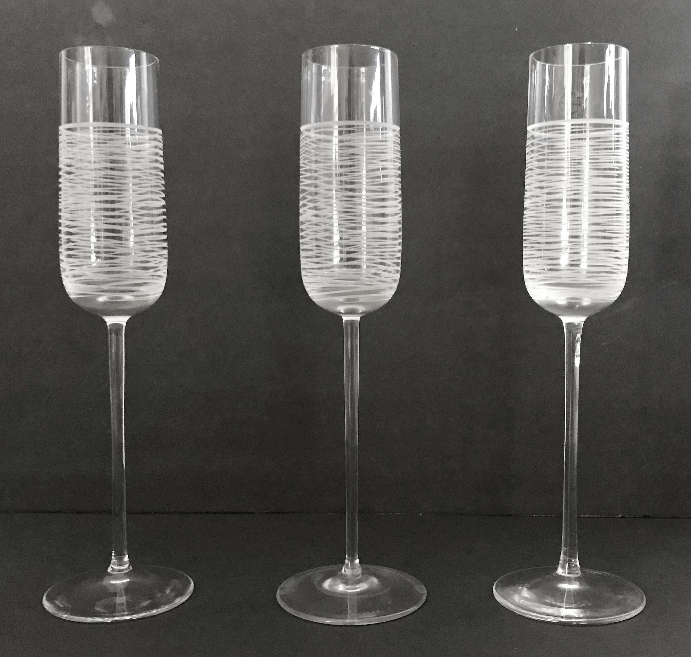 Set of 3 champagne glasses by Salviati, in hand made pattern with original 
