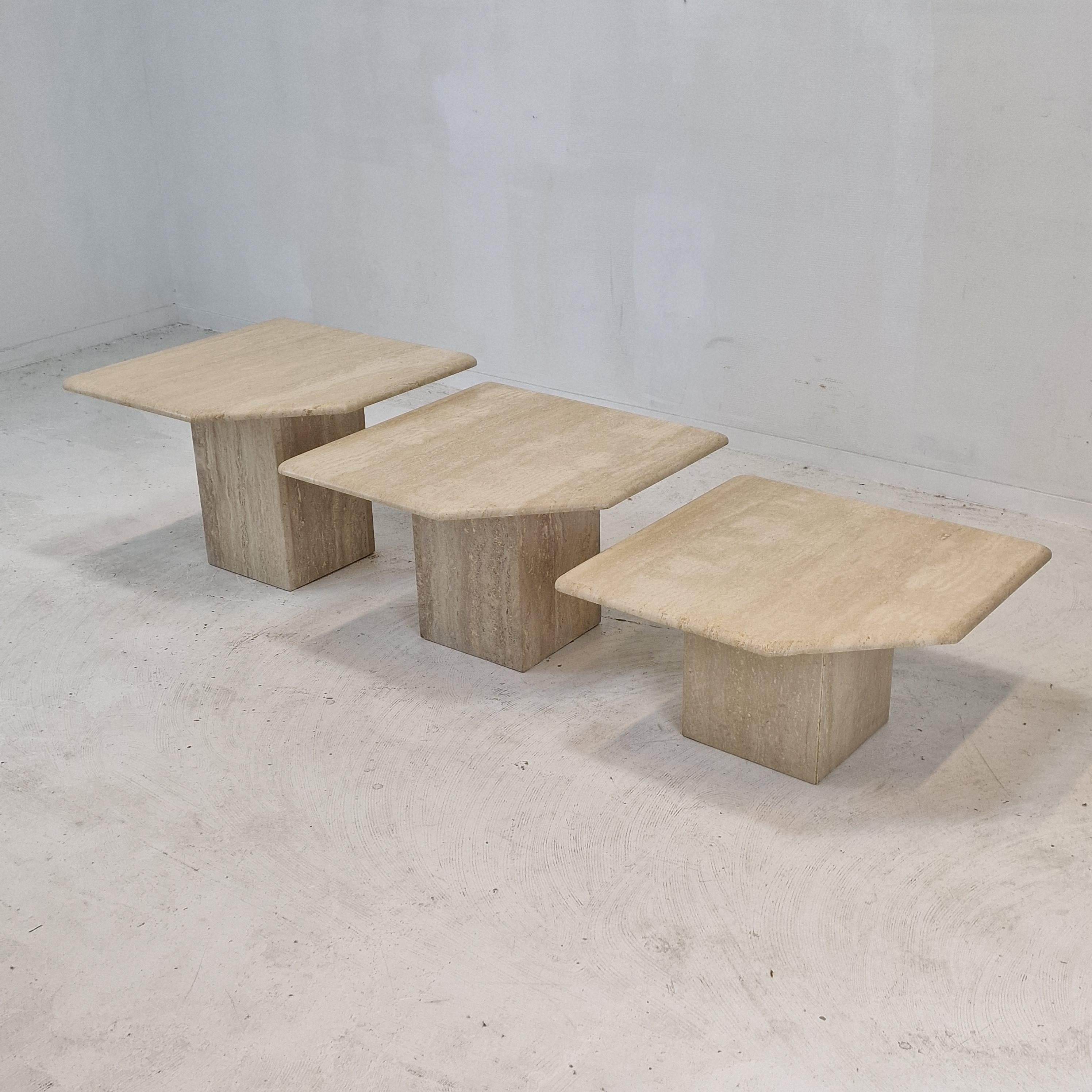 Mid-Century Modern Set of 3 Italian Travertine Coffee or Side Tables, 1980s For Sale