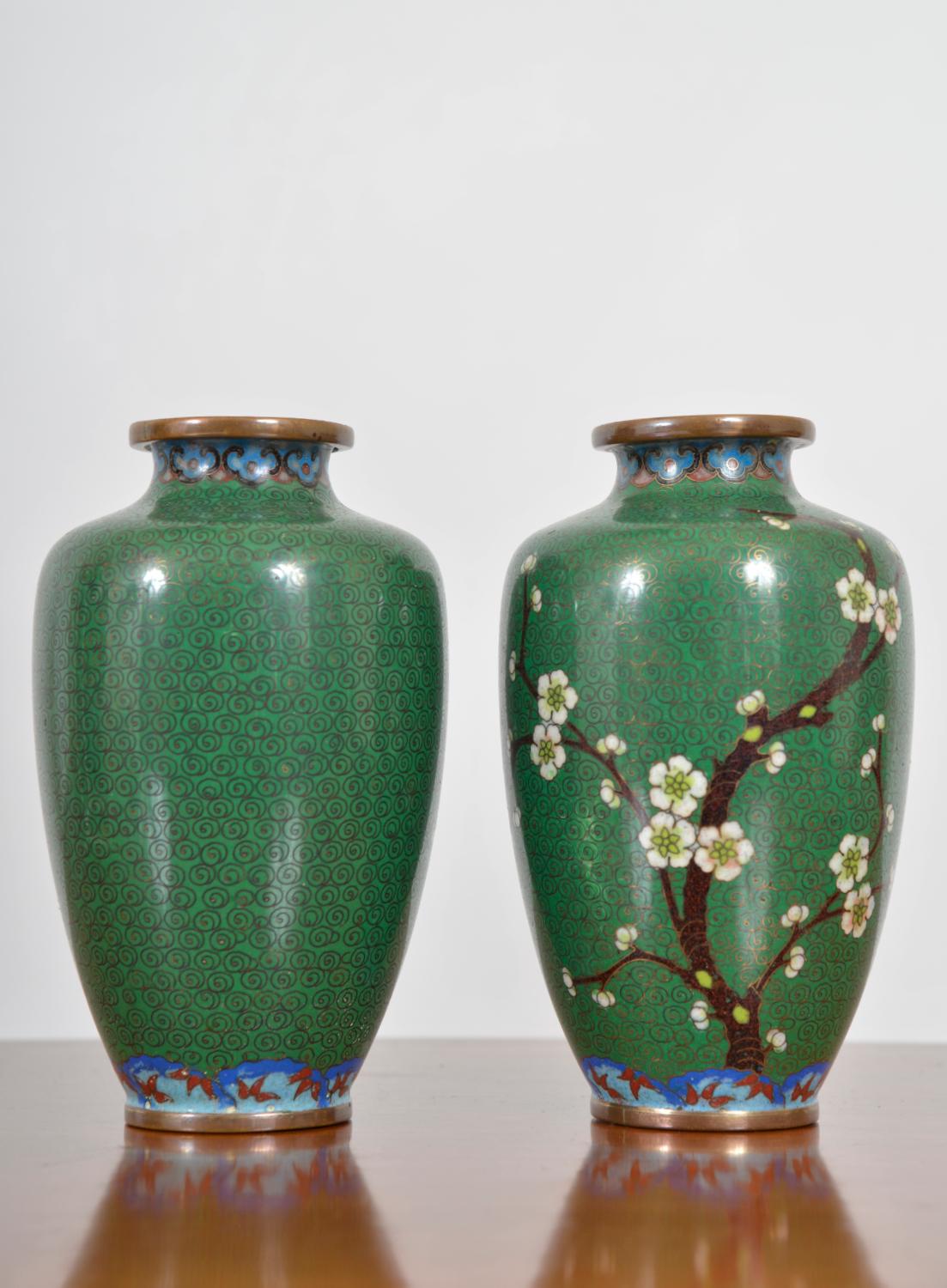Set of 3 Japanese Cloisonné Enamel Brass Vases Dish Cherry Blossom Green 1920s In Good Condition In Sherborne, Dorset