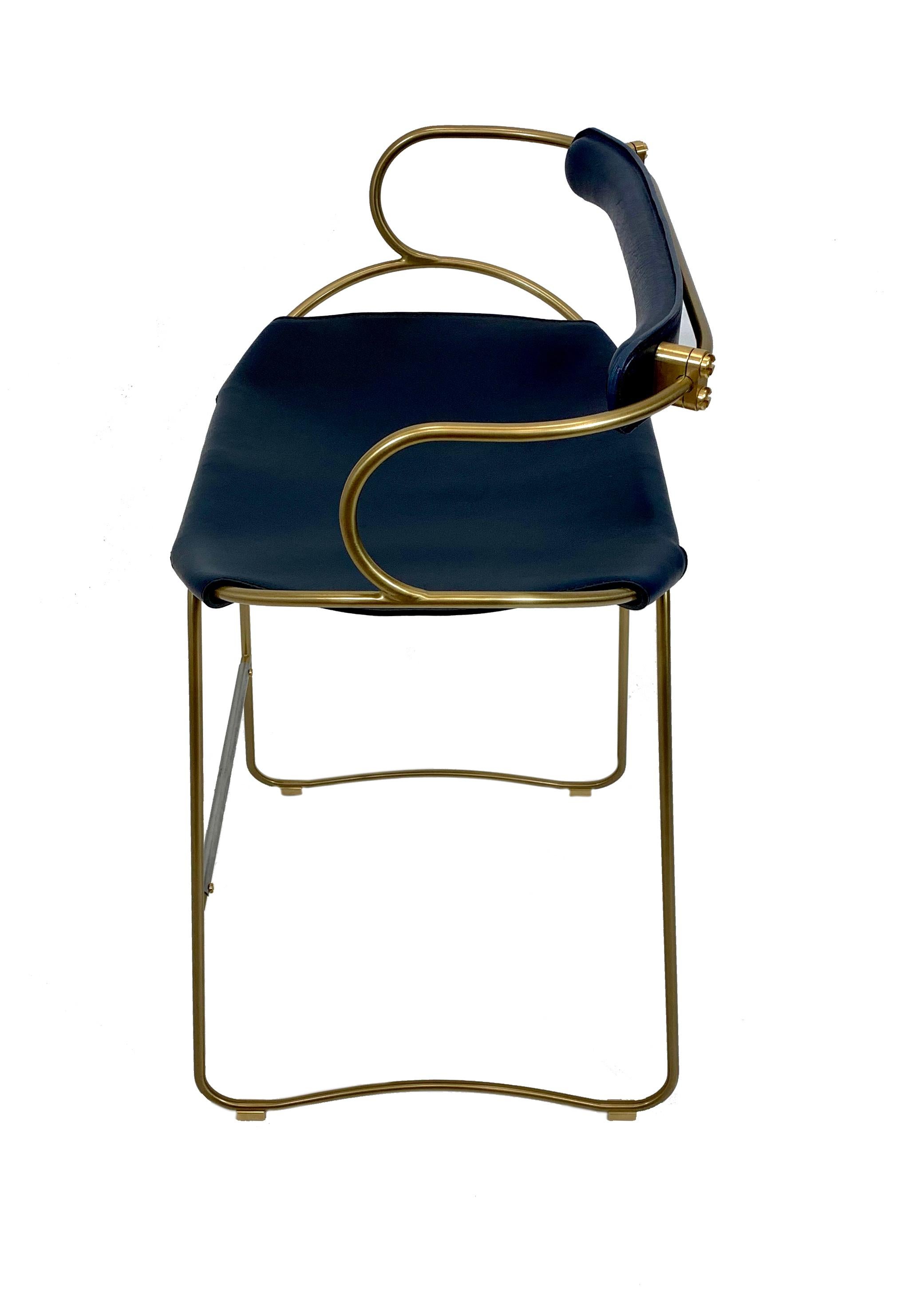 Vegetable Dyed Set of 3 Contemporary Counter Bar Stool w Backrest Brass Steel Navy Blue Leather For Sale