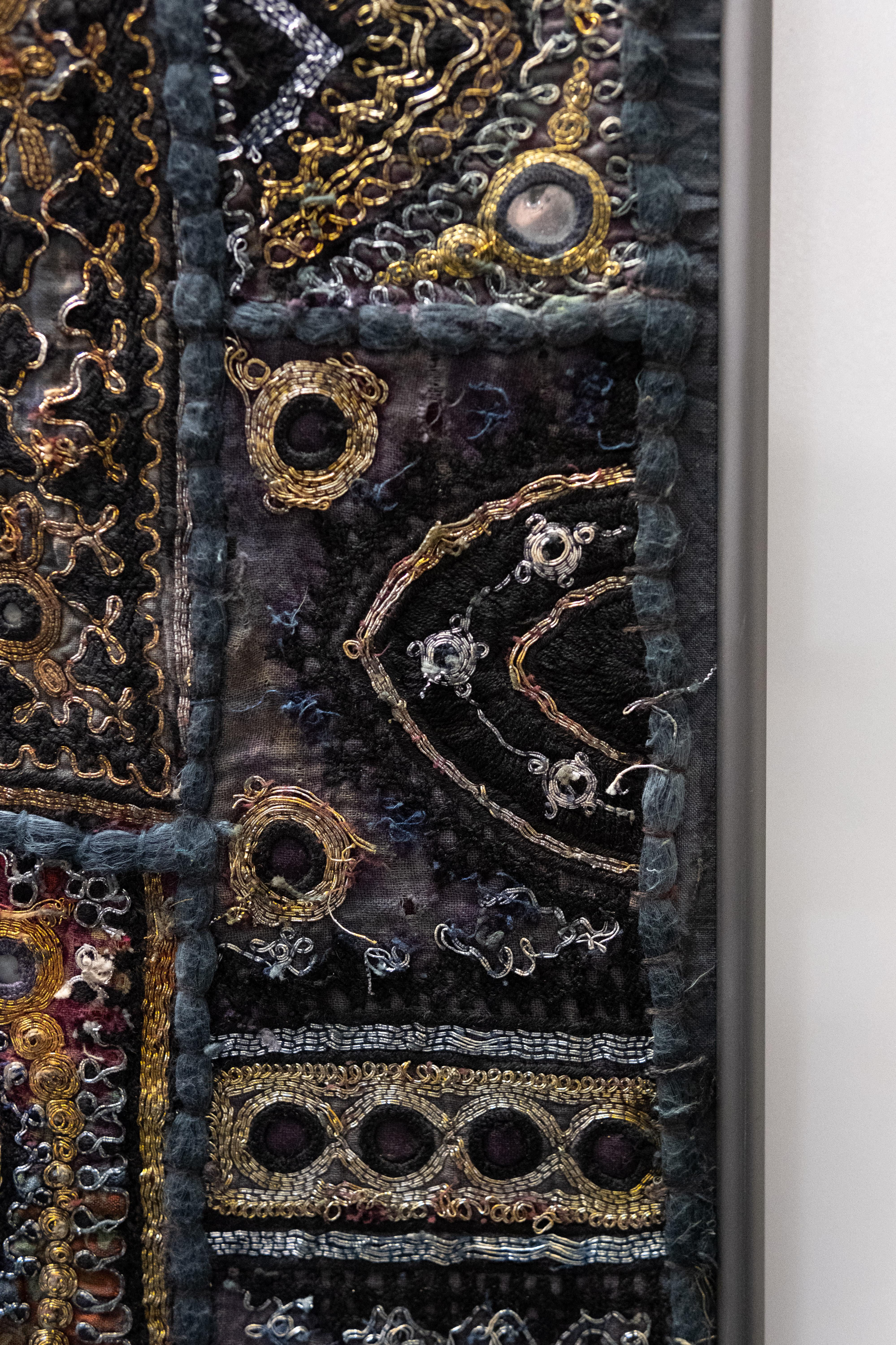 Ensemble de 3 tentures murales patchwork brodées indiennes Kutch en vente 3