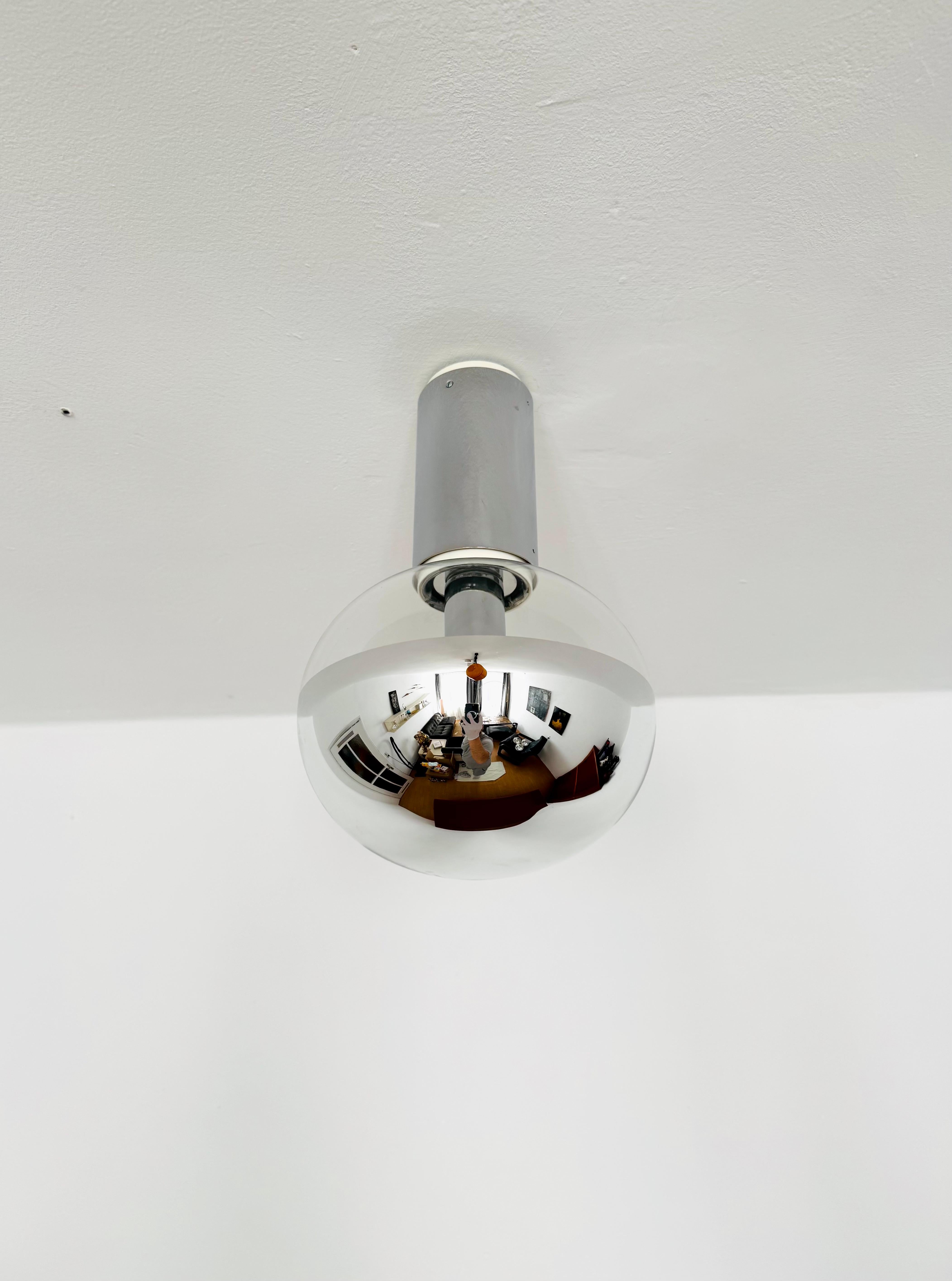 Ère spatiale Ensemble de 3 grandes lampes encastrées modernistes des années 1970 par Motoko Ishii pour Staff en vente