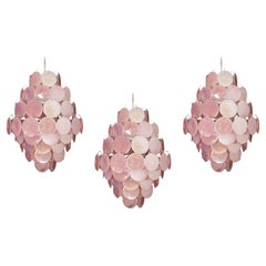 Juego de 3 grandes candelabros de disco de Murano de color rosa intenso al estilo de Vistosi, años 90.