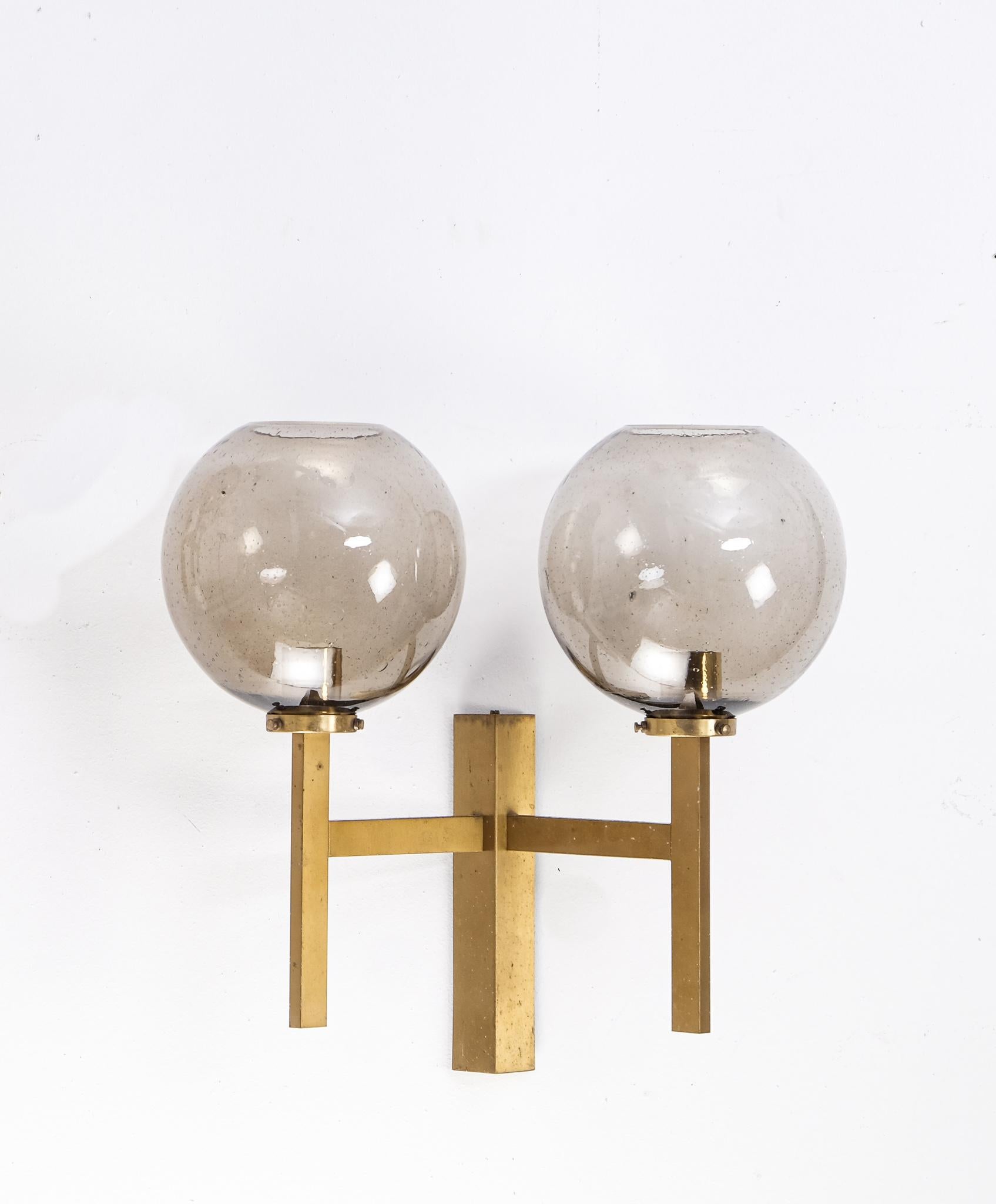 Mid-20th Century Set of 3 Large Brass Wall Lamps by Holger Johansson, Sweden, 1960s For Sale