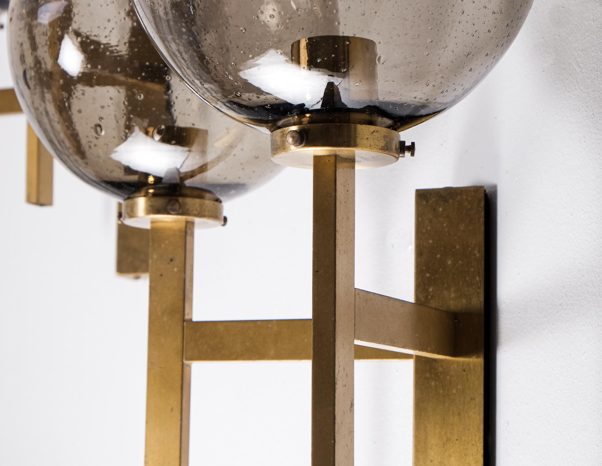 Ensemble de 3 grandes lampes murales en laiton par Holger Johansson, Suède, années 1960 en vente 1