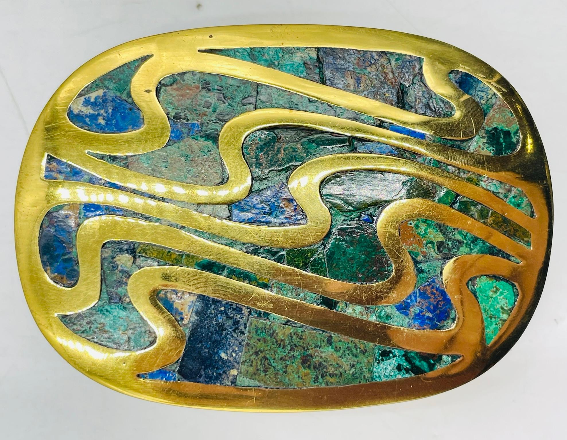 Fait main Ensemble de 3 grandes poignées de porte en laiton et incrustation de pierre par Los Castillo, Mexique, années 1950 en vente