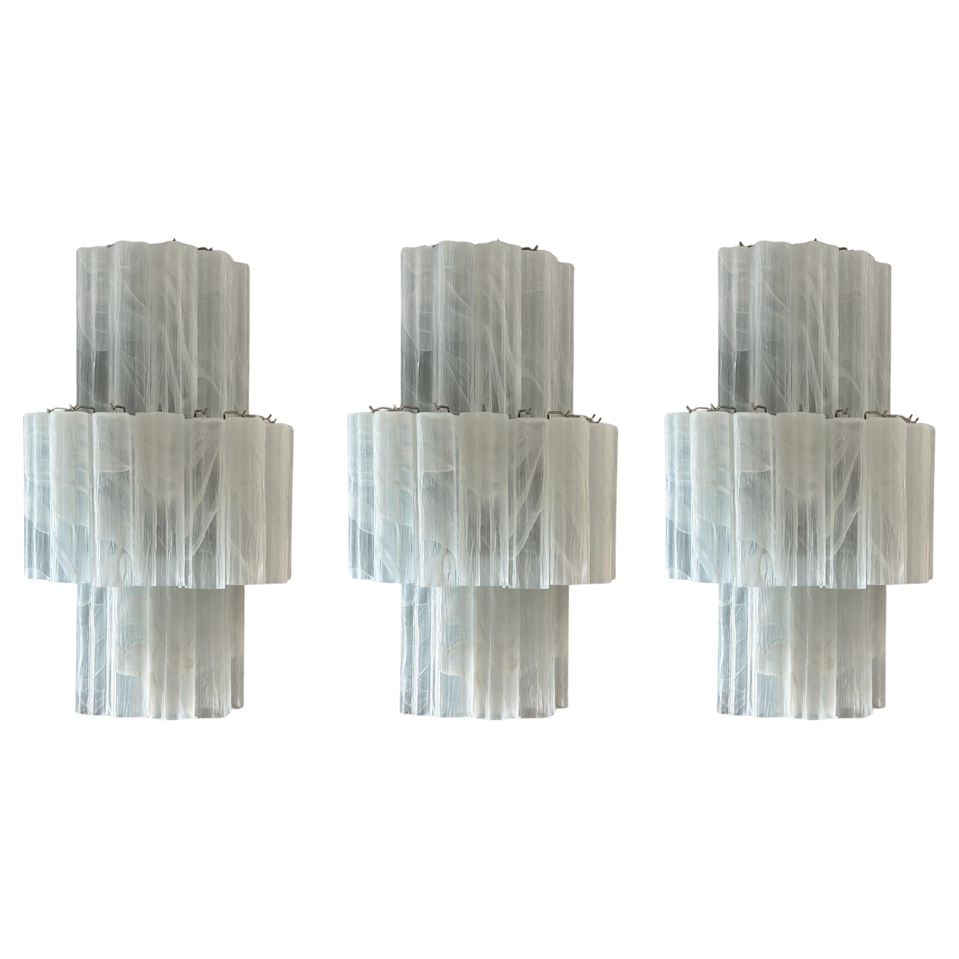 Ensemble de 3 grandes appliques murales éclectiques de Murano à motif de marbre blanc tourbillonnant en vente