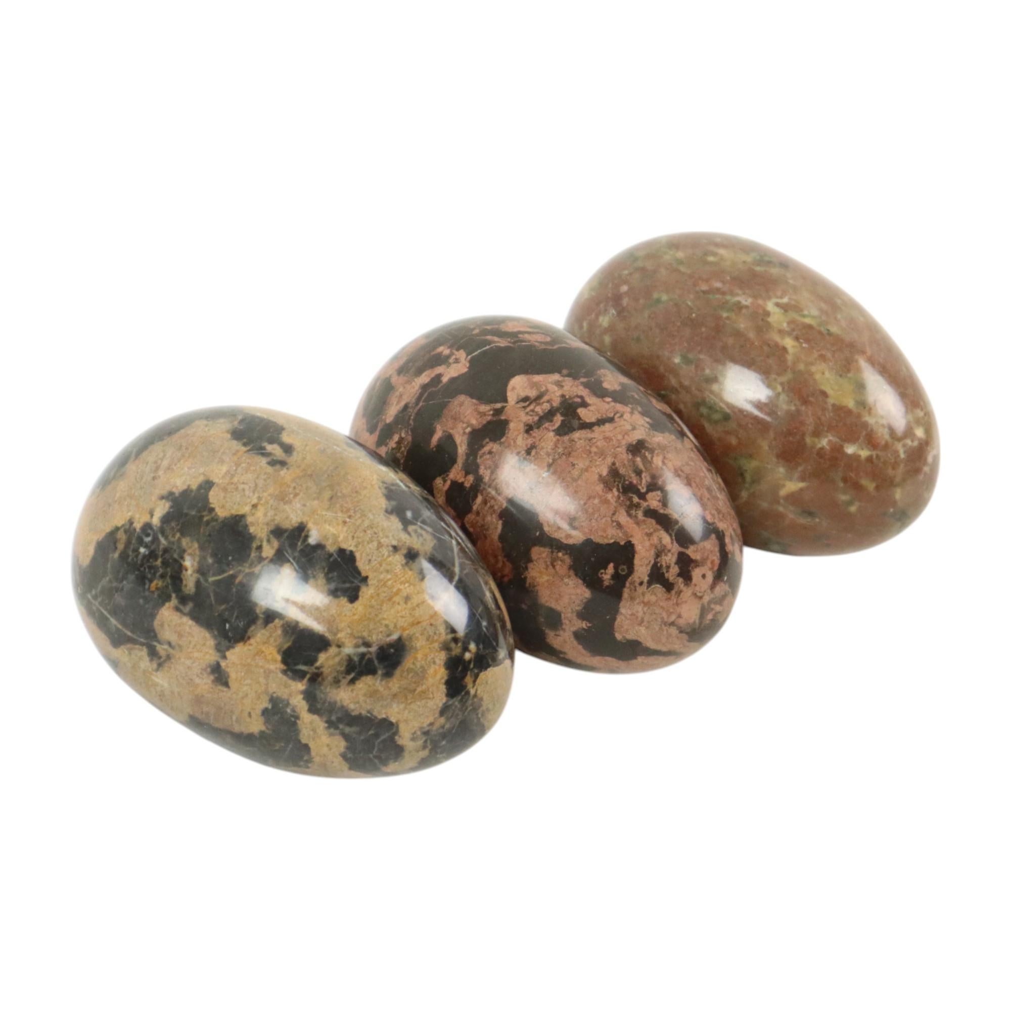 Set of 3 Large Eggs Solid Marble Natural Stone Decorative For Sale 7