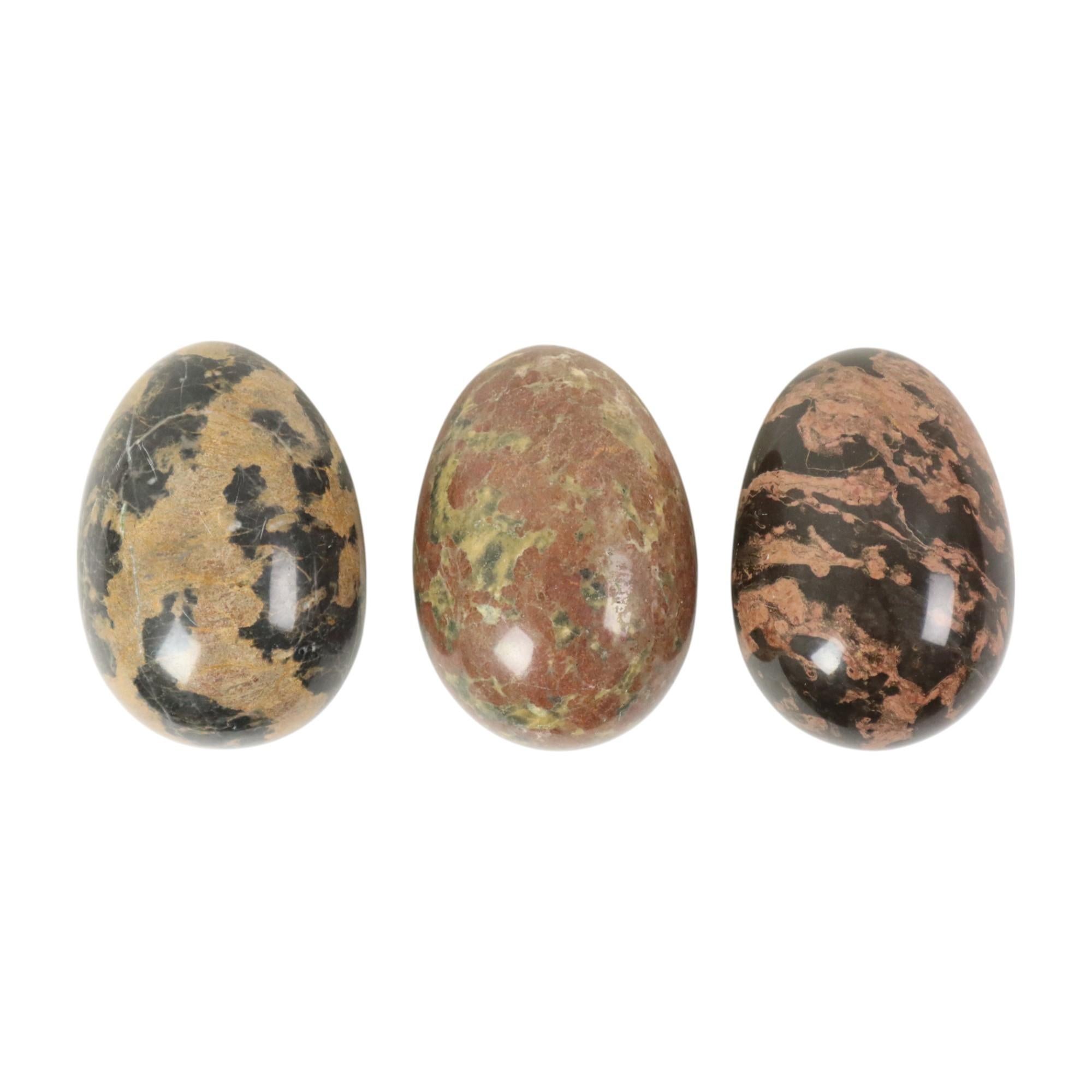 20th Century Set of 3 Large Eggs Solid Marble Natural Stone Decorative For Sale