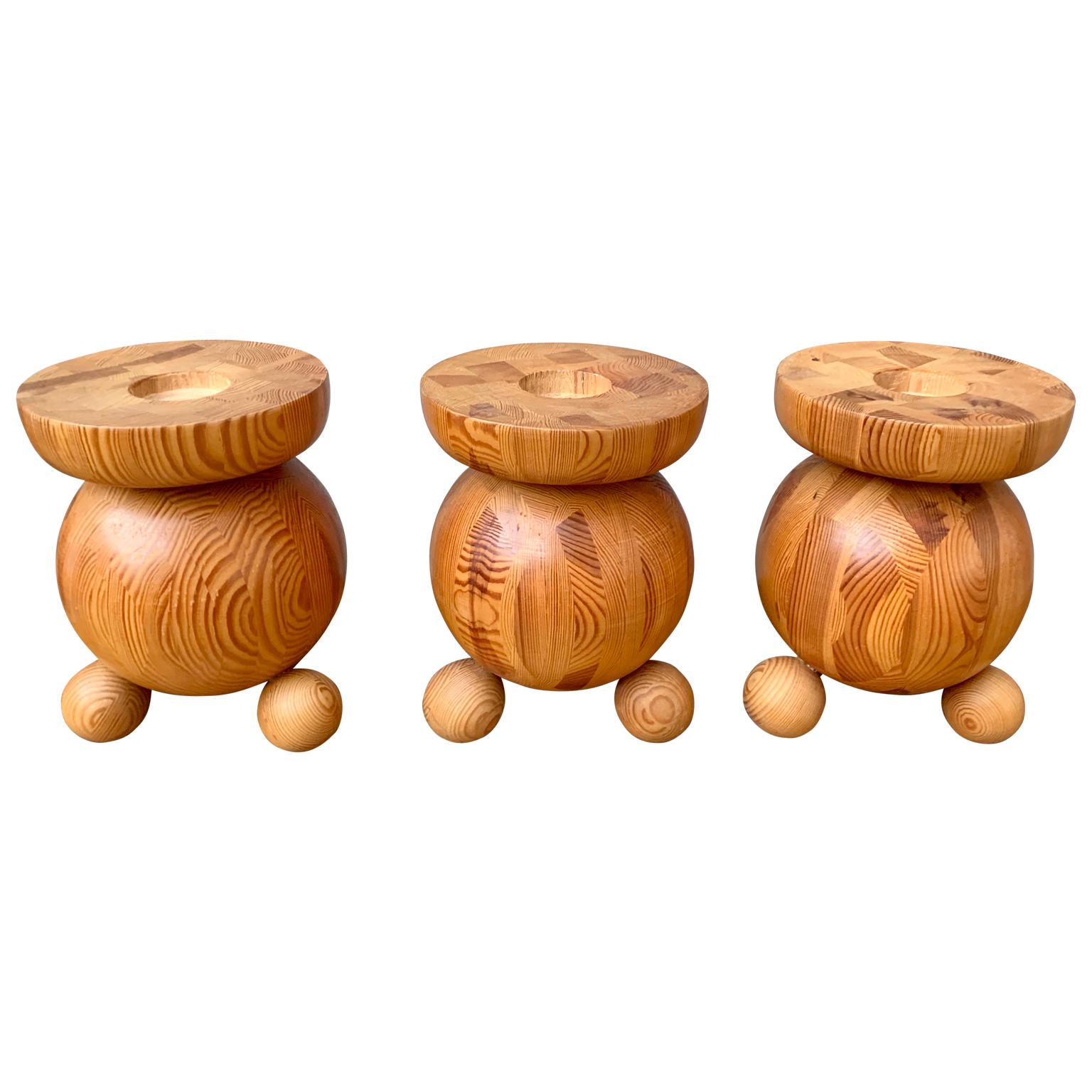Mid-Century Modern Set of 3 Large Heavy Duty Pinewood Candlesticks, Sweden, 1970s For Sale