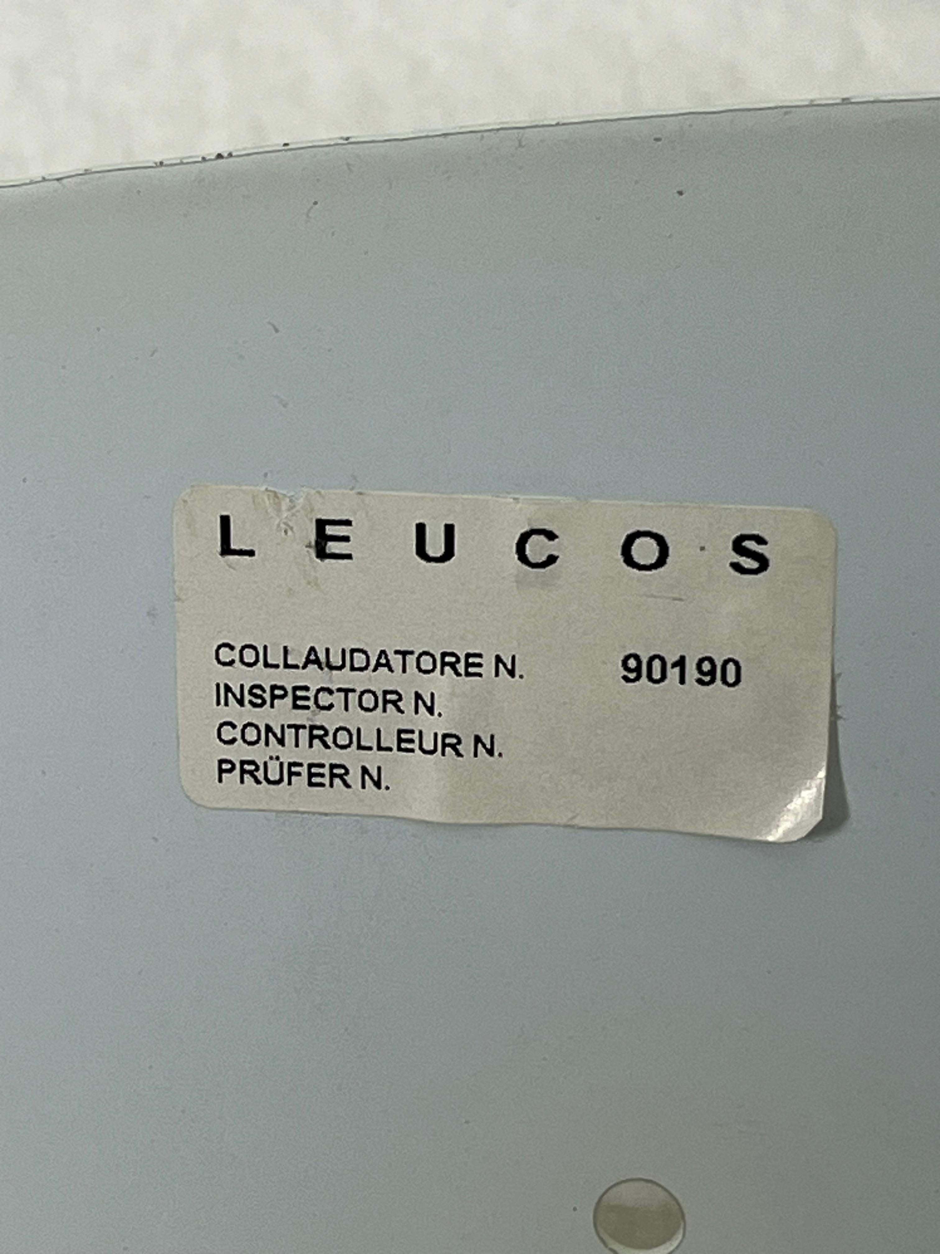 Set di 3 grandi lampade da parete Leucos in vetro soffiato opalino di Murano, anni '80 in vendita 8