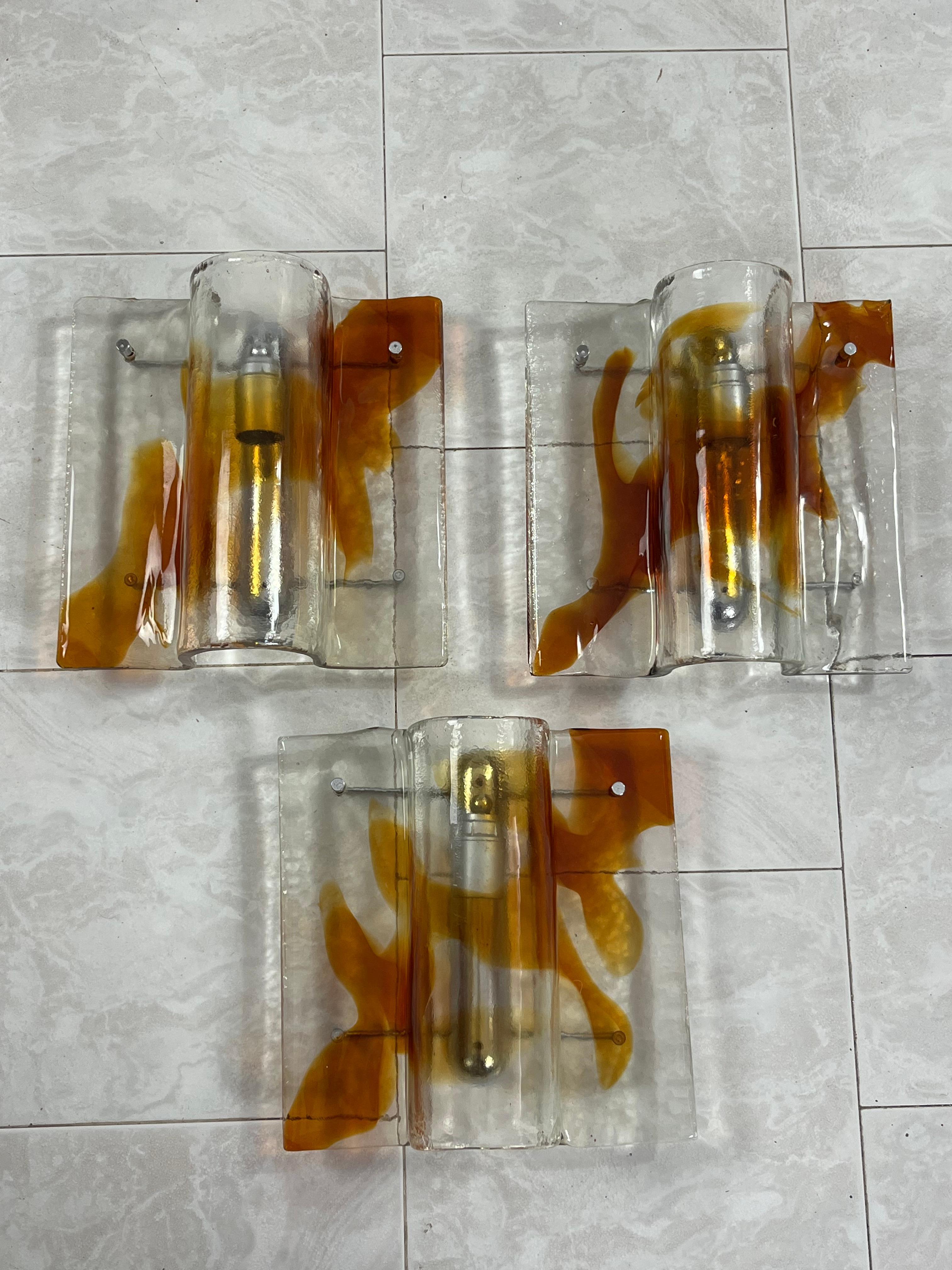 Juego de 3 grandes lámparas de pared de cristal de Murano de mediados de siglo, años 60 Metal en venta